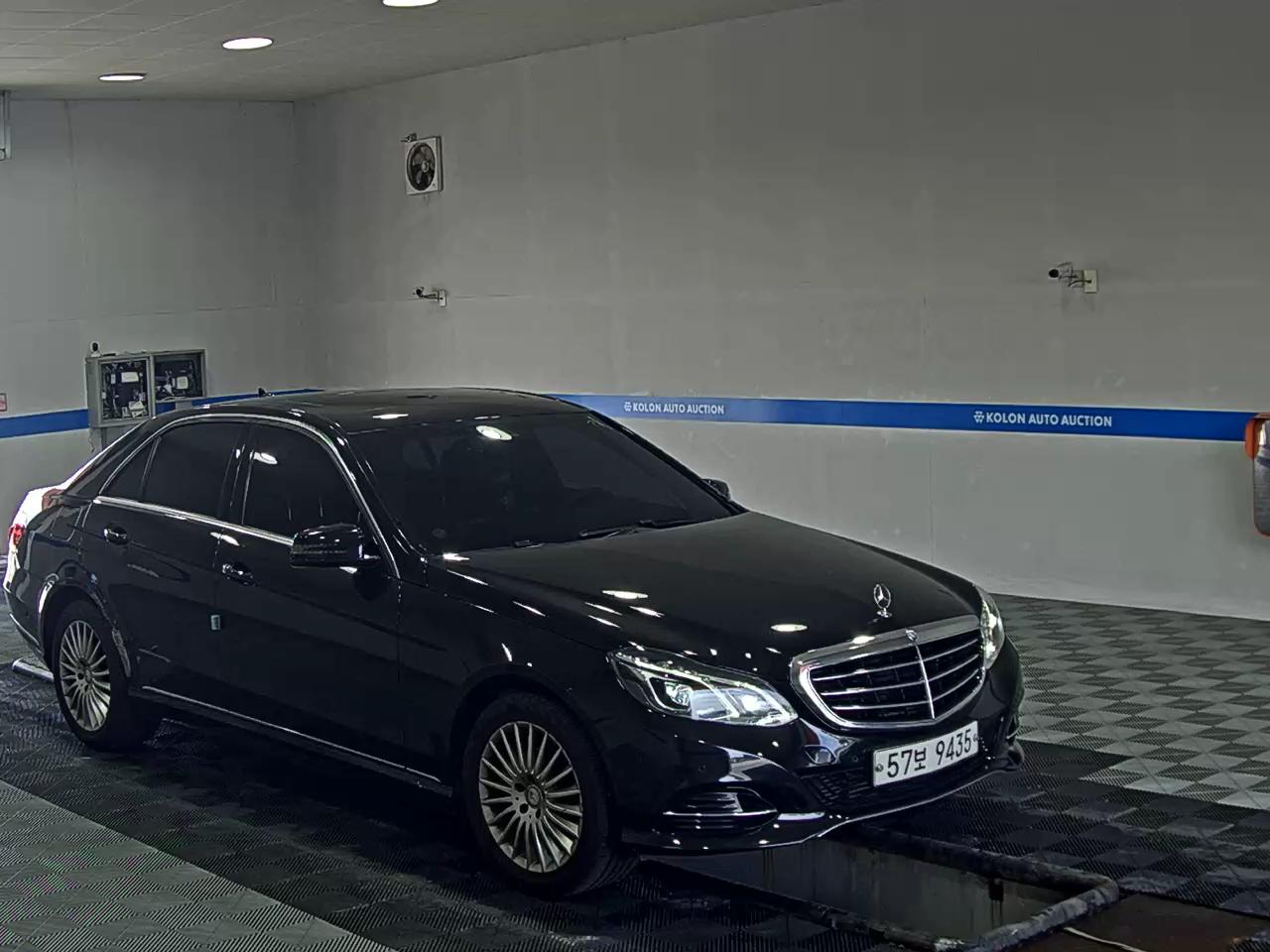 مرسيدس بنز E Class 2014 E200