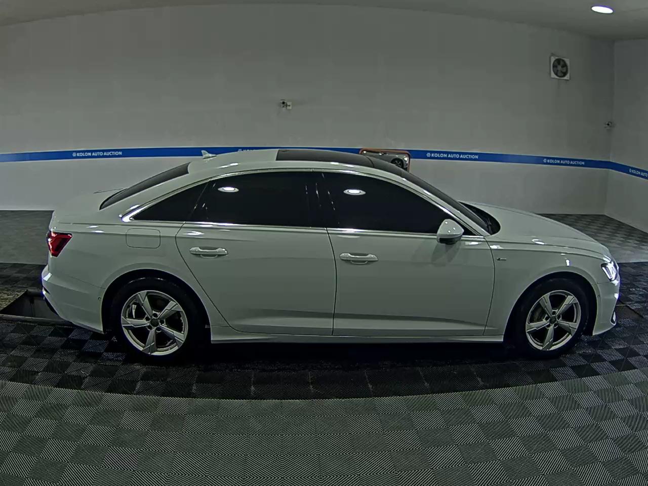 أودي إيه 6 2020 40