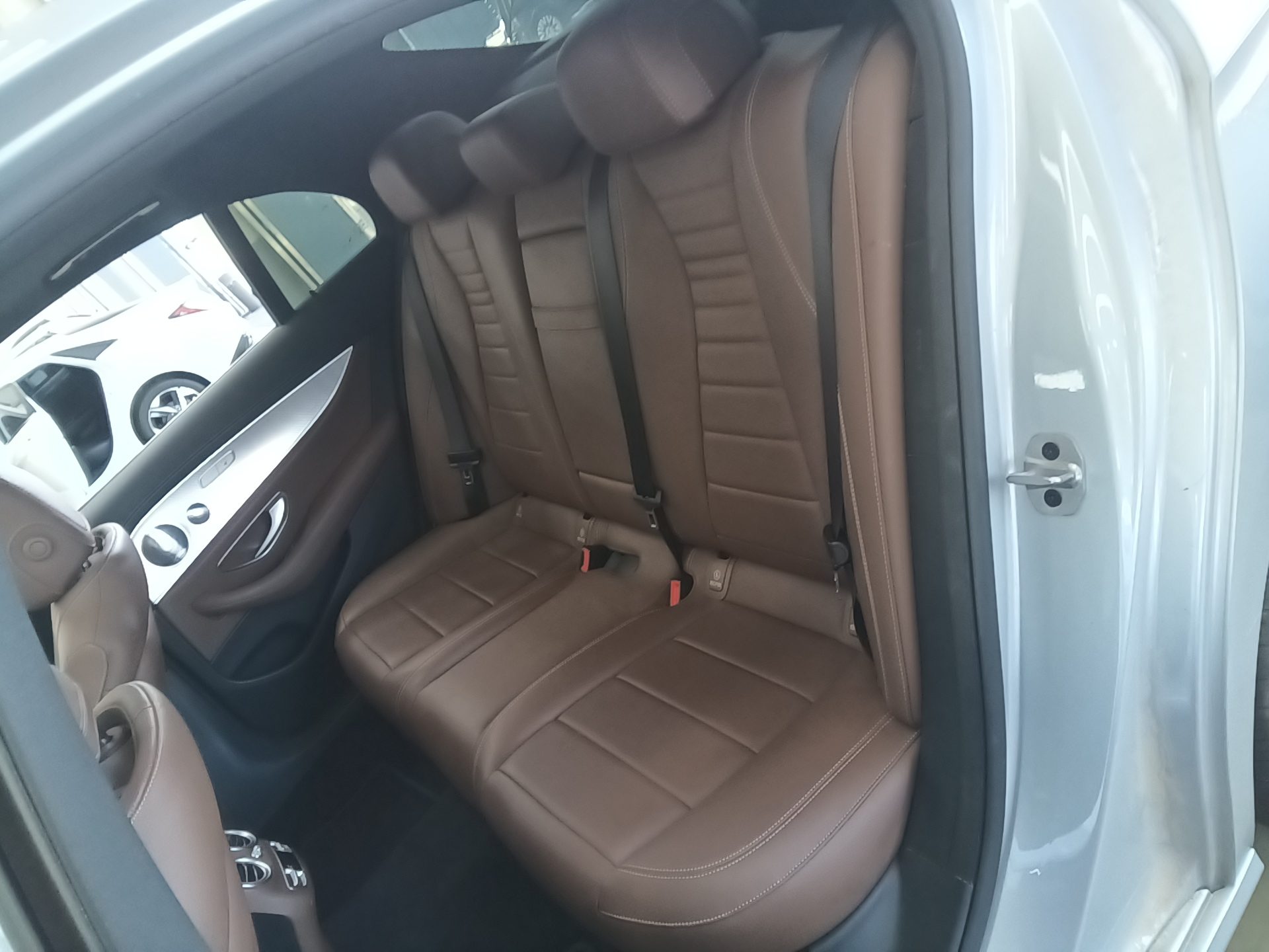 مرسيدس بنز E Class 2021 4MATIC