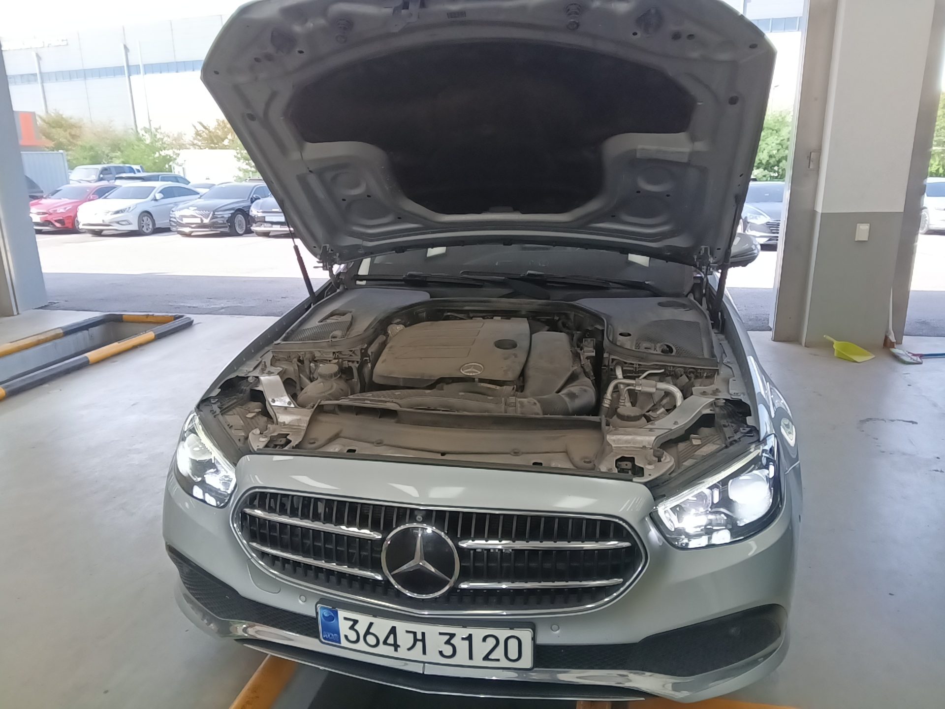 مرسيدس بنز E Class 2021 4MATIC