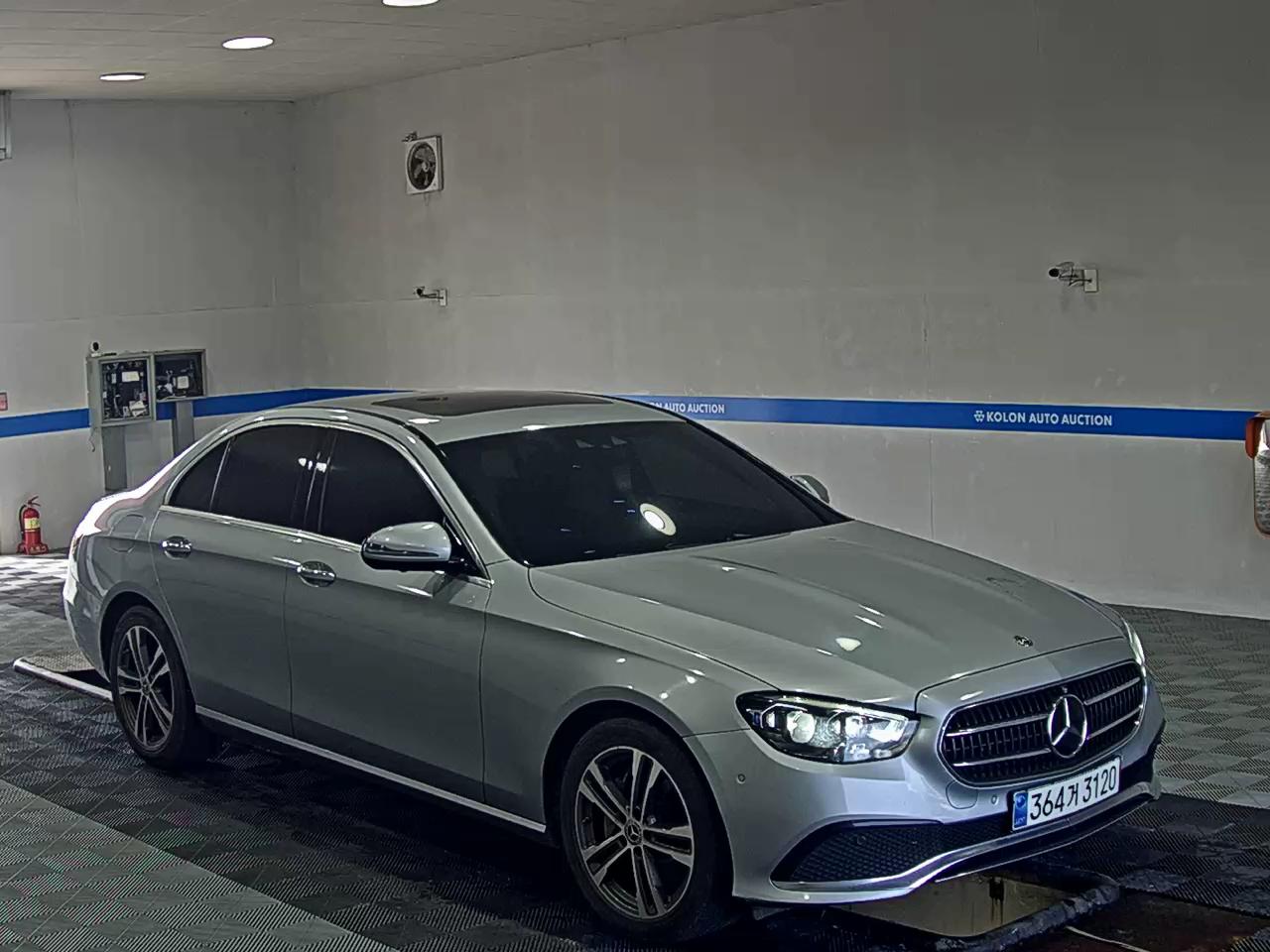 مرسيدس بنز E Class 2021 4MATIC