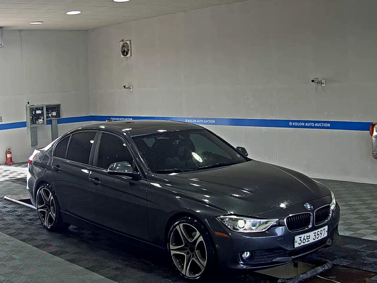 بي إم دبليو 3 Series 2015 320d