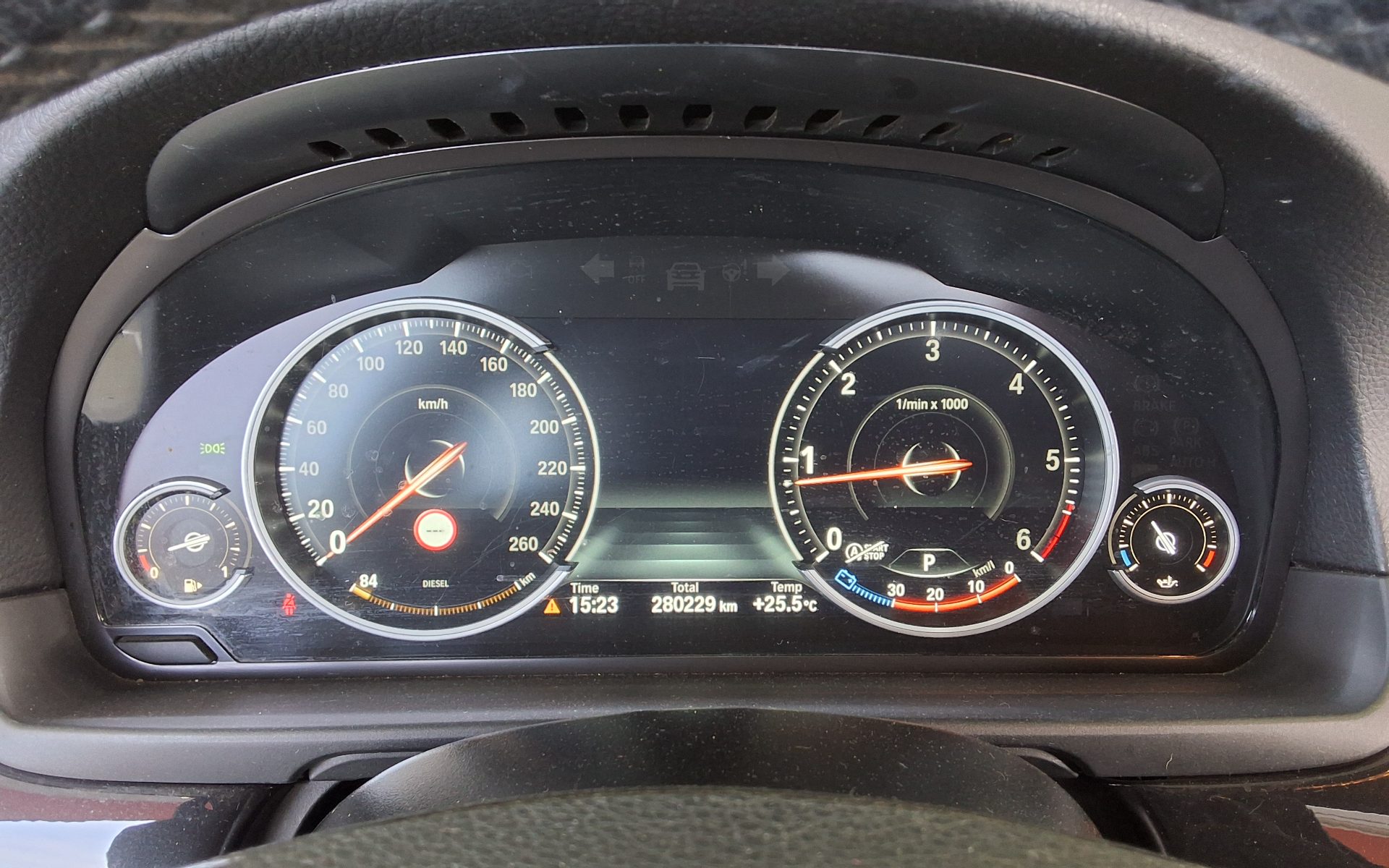 بي إم دبليو 5 Series 2016 520d