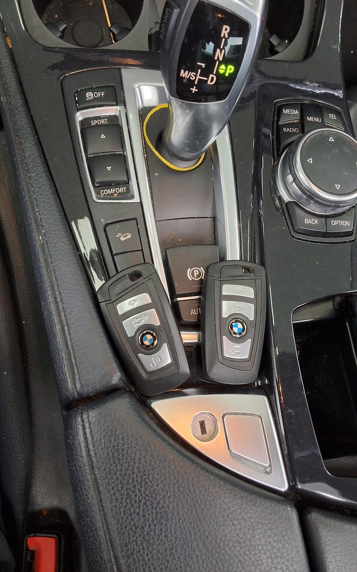 بي إم دبليو 5 Series 2016 520d