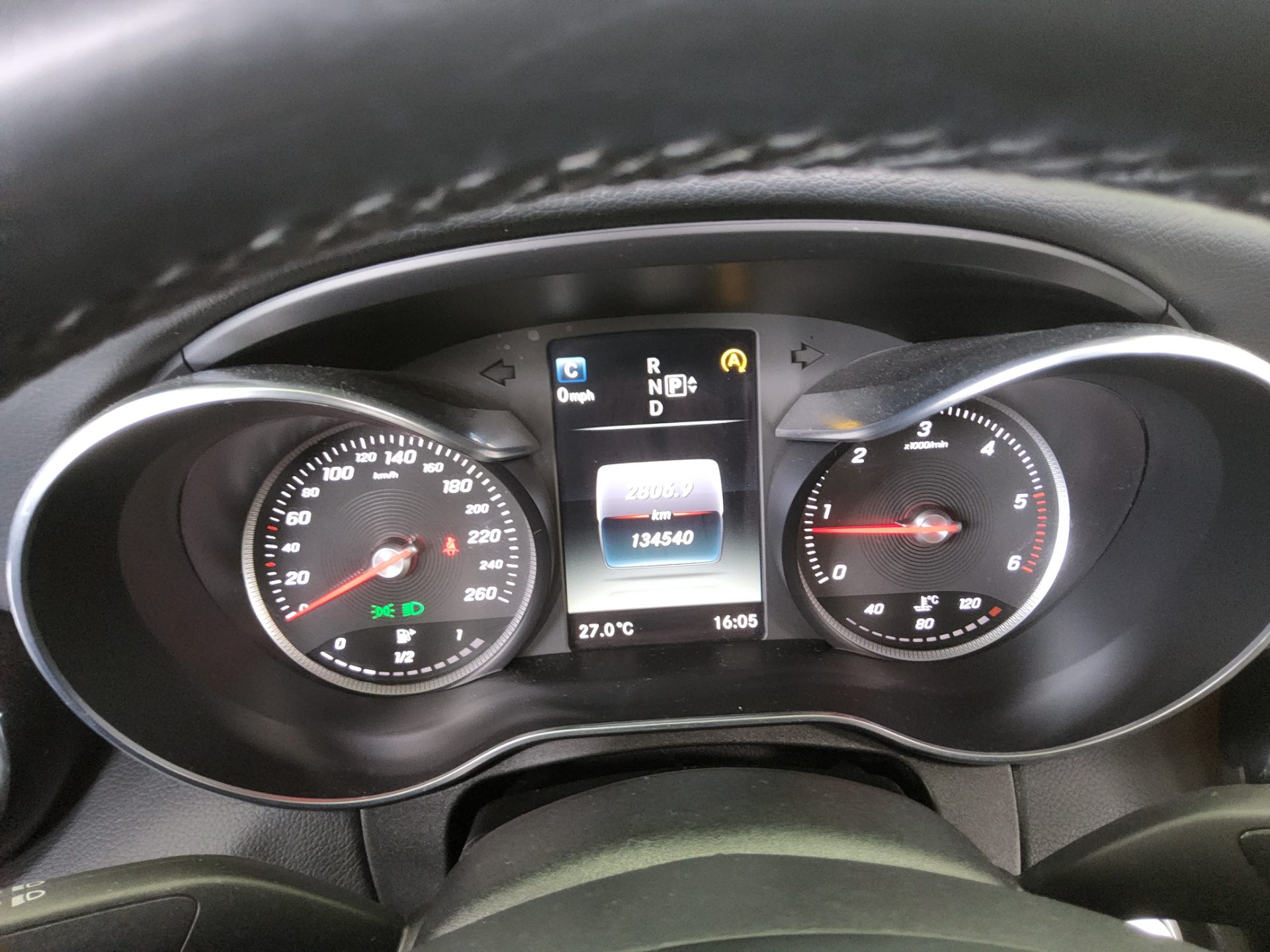 مرسيدس بنز C Class 2015 C220