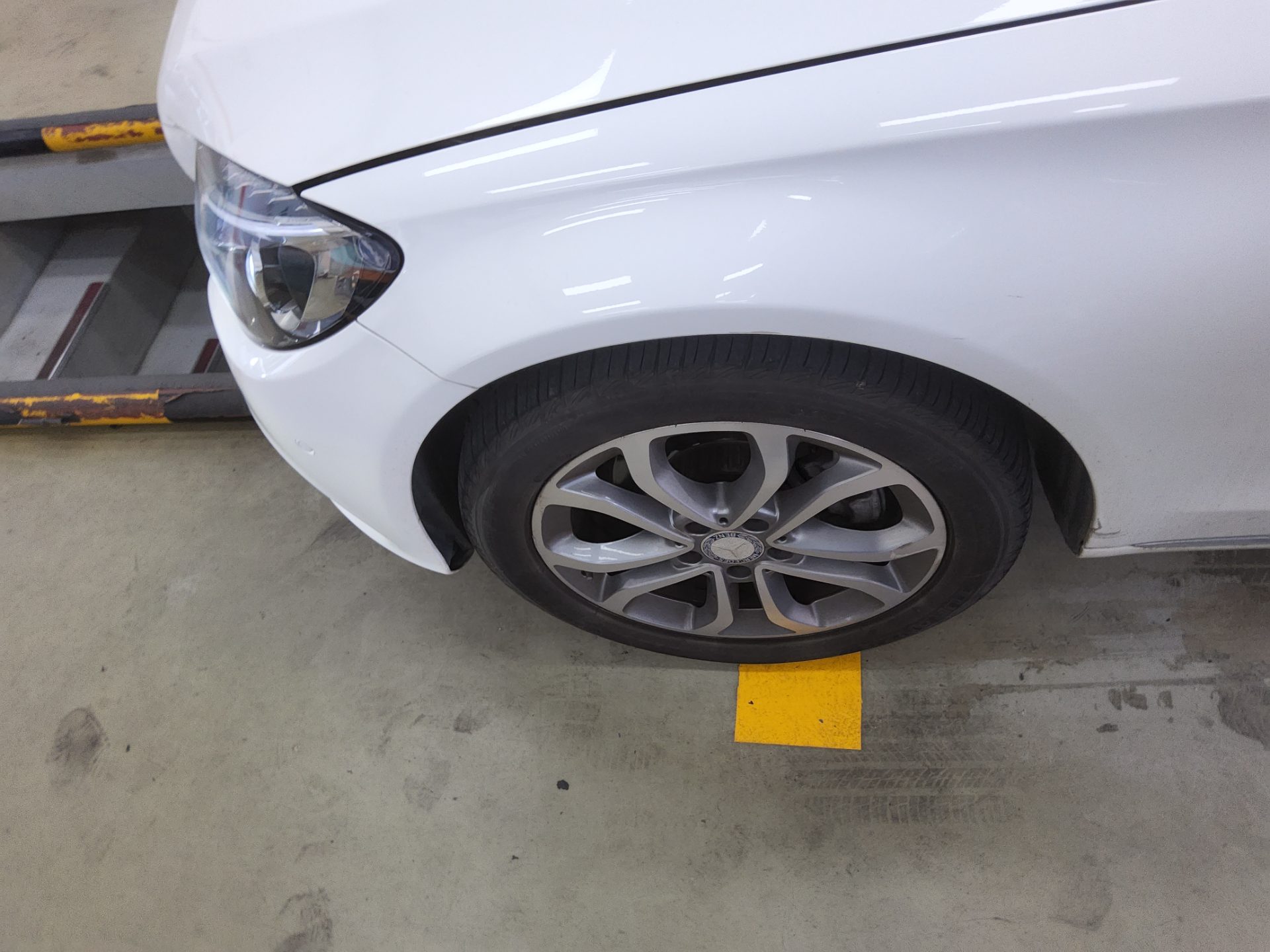مرسيدس بنز C Class 2015 C220