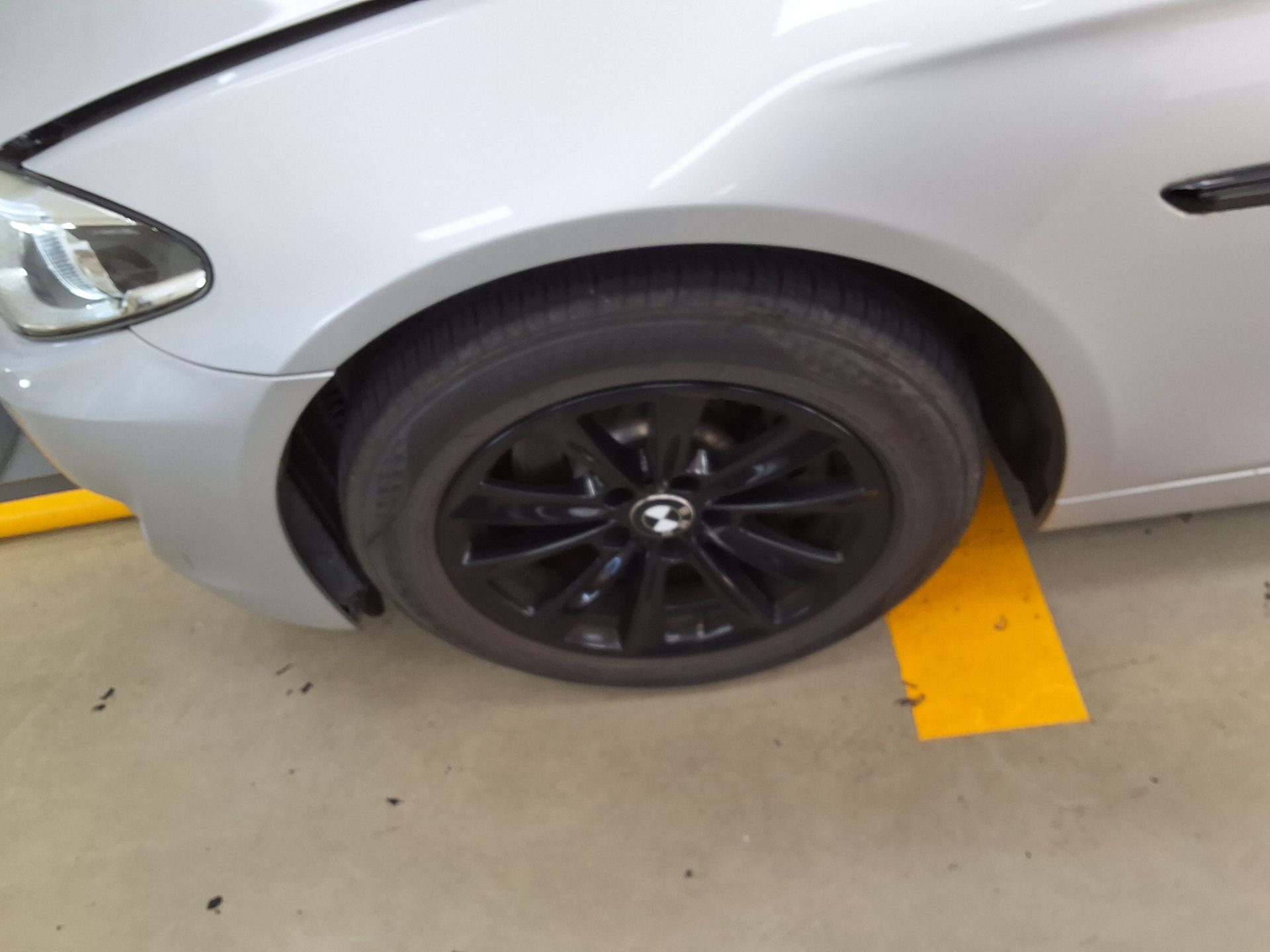 بي إم دبليو 5 Series 2013 520d