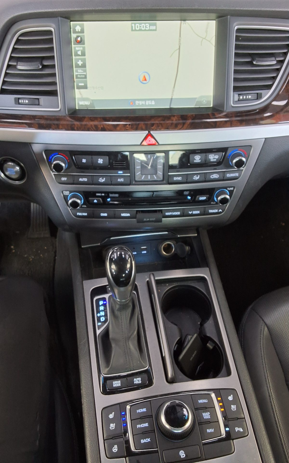 هيونداي جينيسيس Dh G330 مودرن 2015 بريميوم