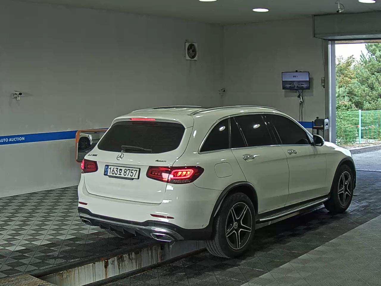 مرسيدس بنز جي إل سي Class 2022 4MATIC