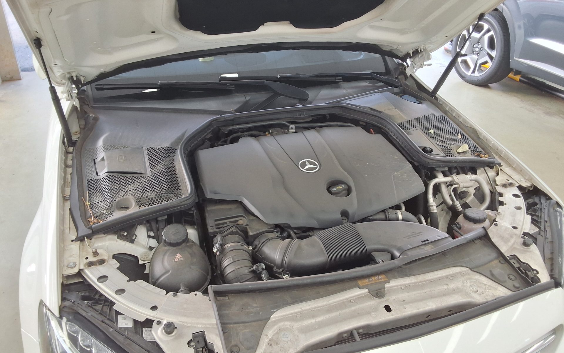 مرسيدس بنز C Class 2018 C220