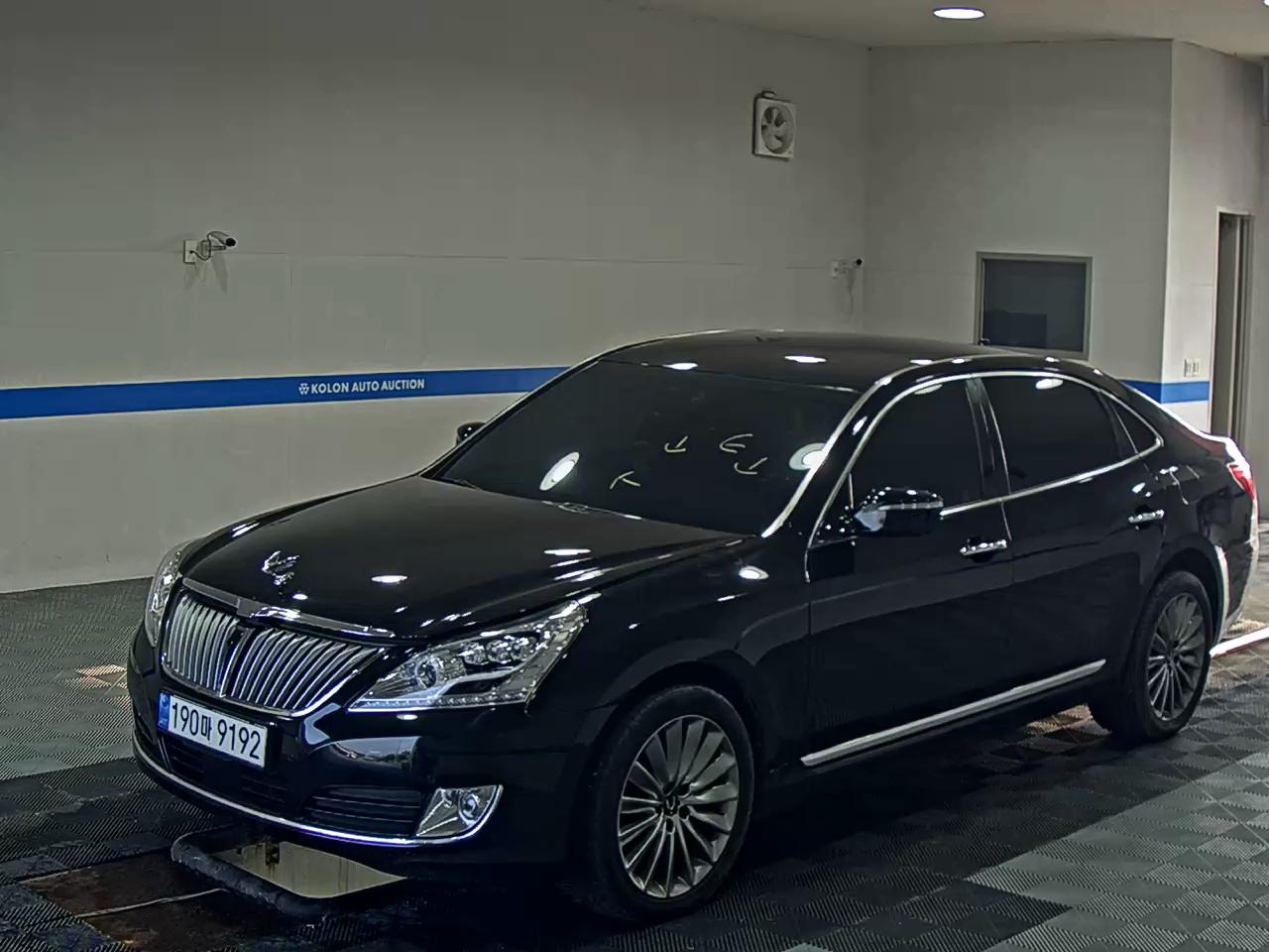 Hyundai Equus