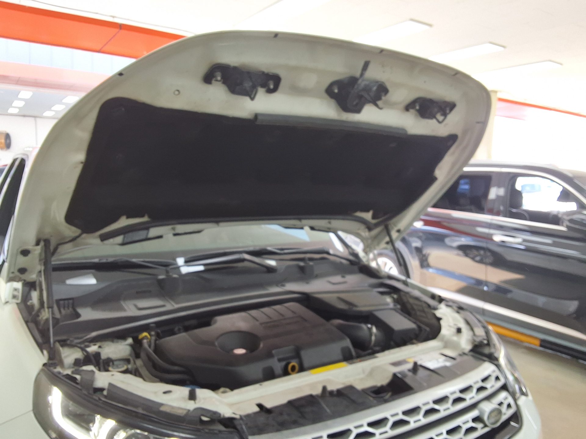 لاند روفر Discovery Sport 2018 SPORT فاخر