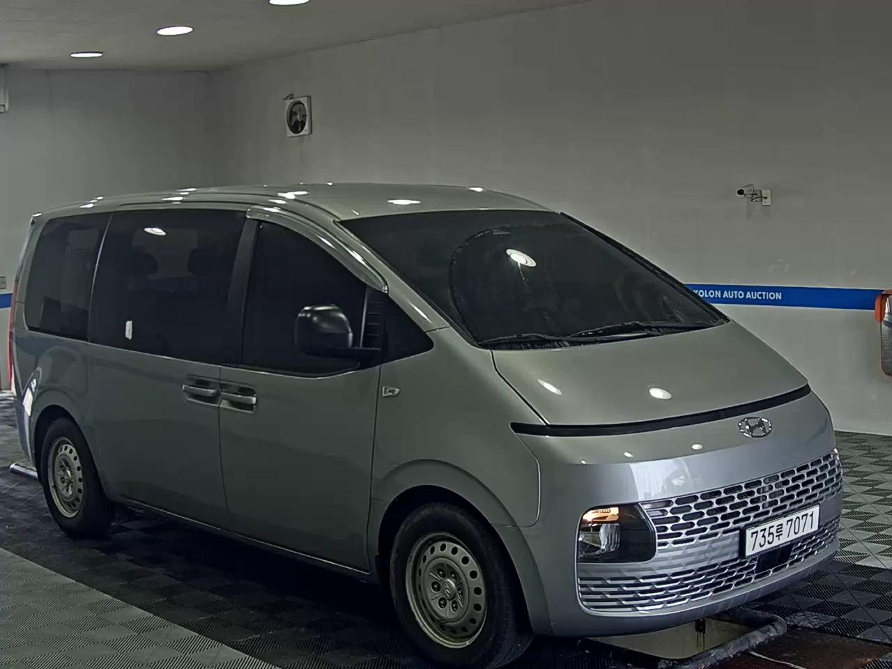 هيونداي ستاريا 2022 SMART