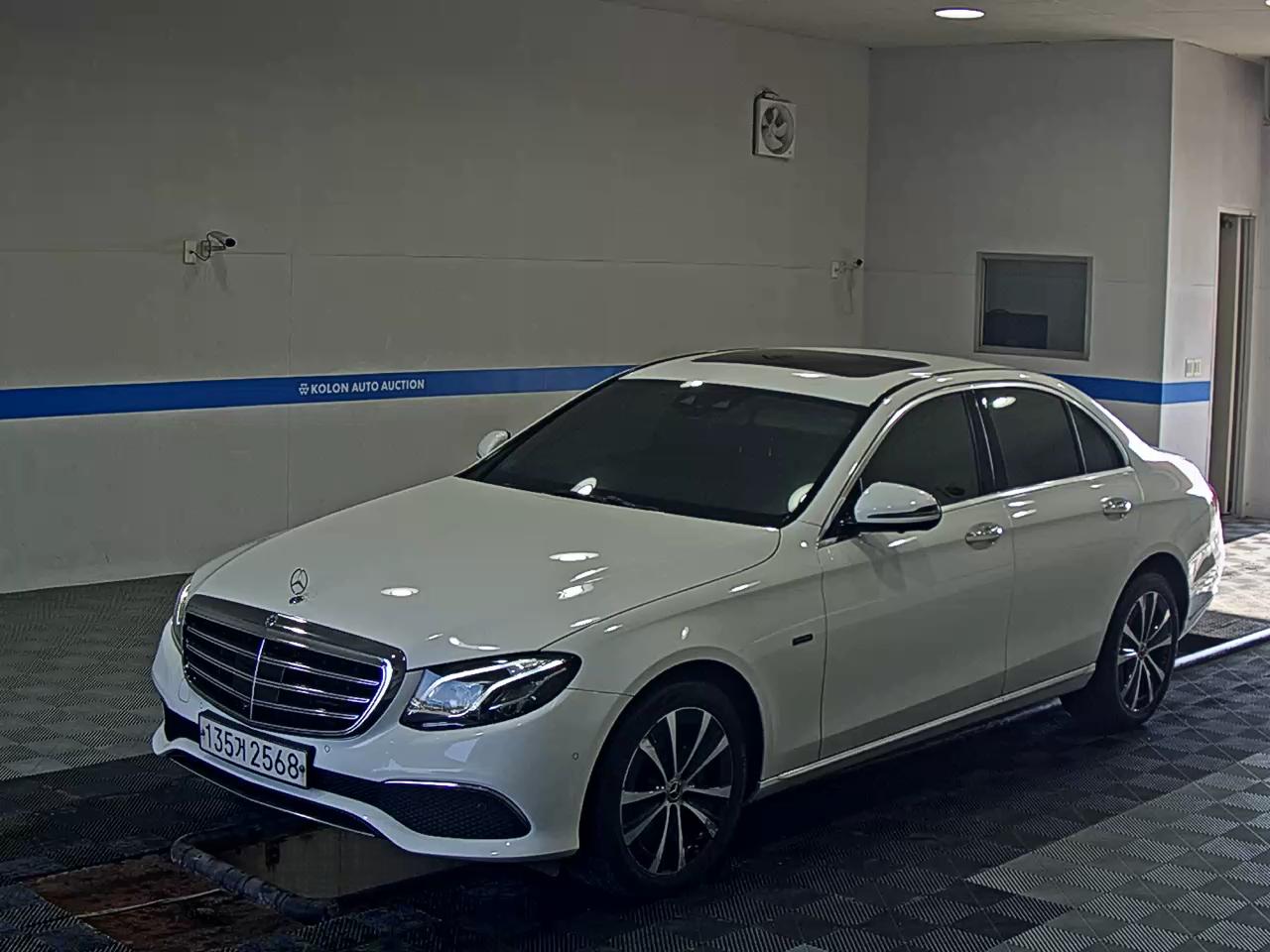 مرسيدس E-Class