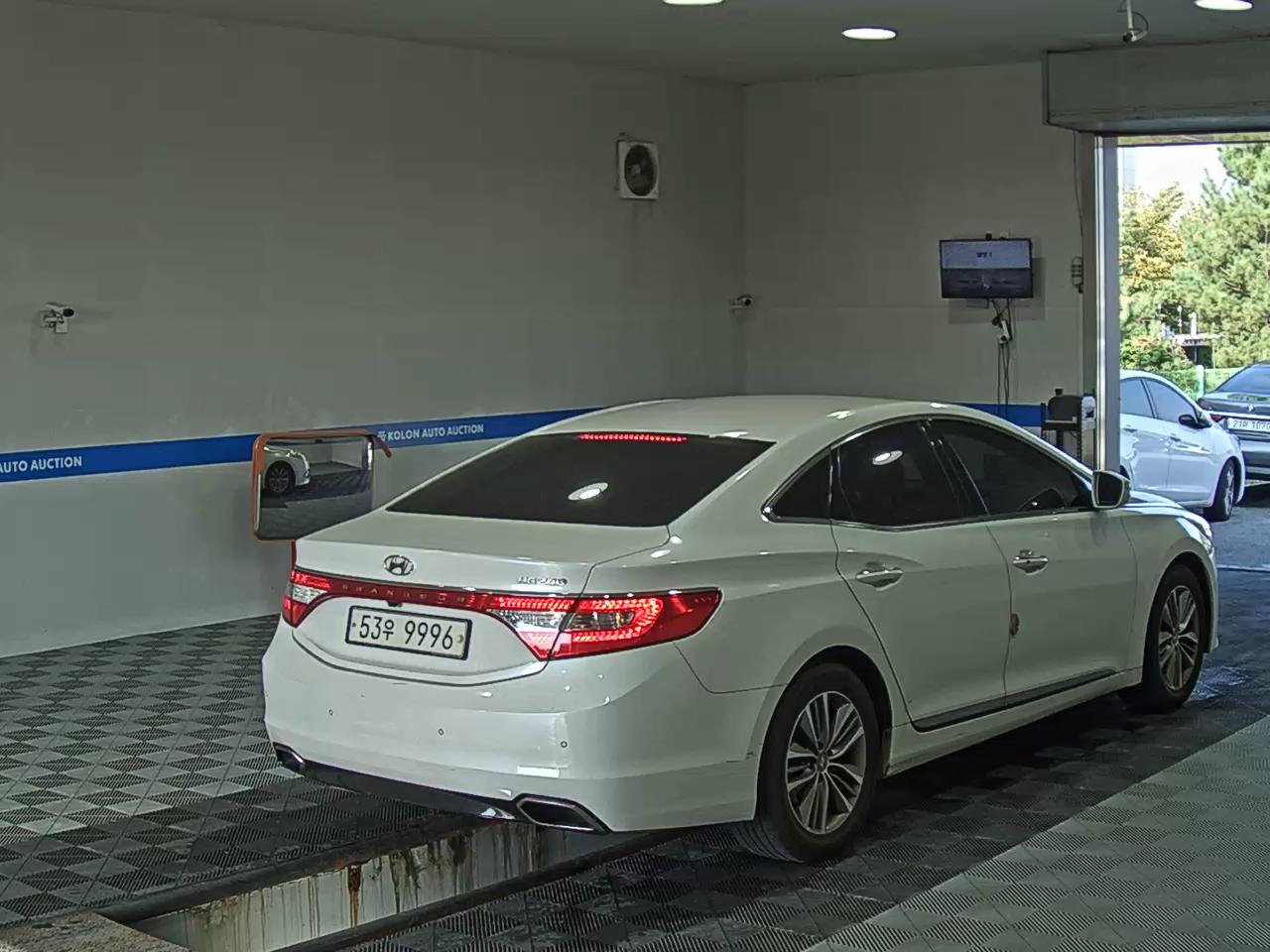 هيونداي جرانديور 2016 MODERN