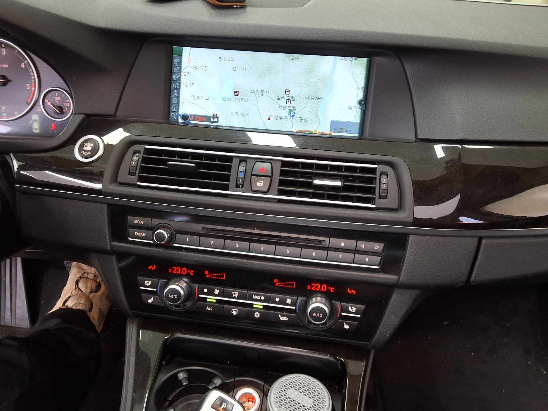 بي إم دبليو 5 Series 2010 520d