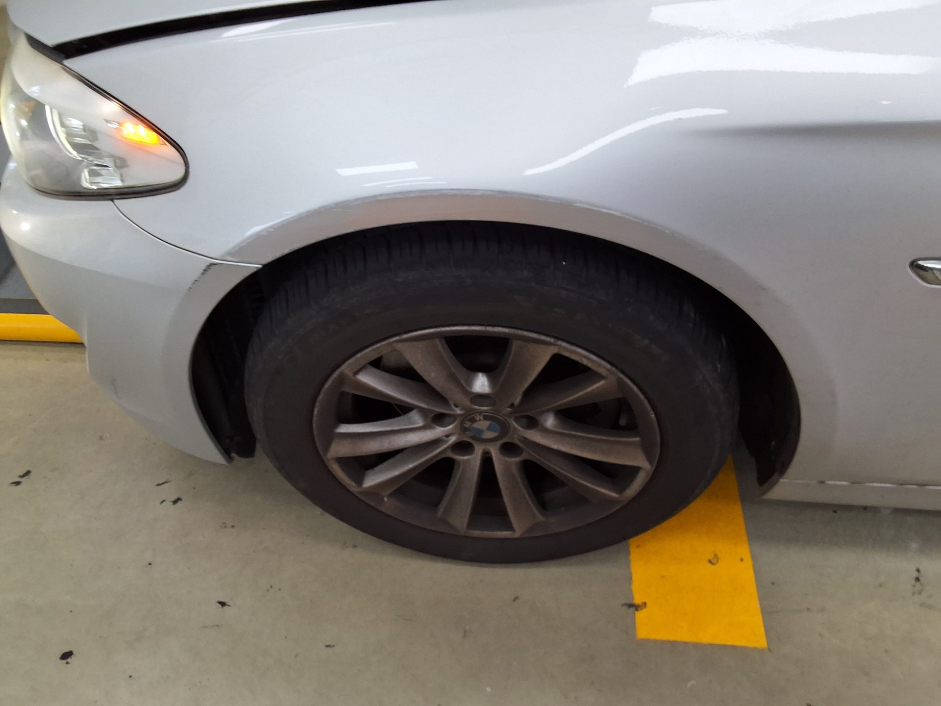 بي إم دبليو 5 Series 2010 520d