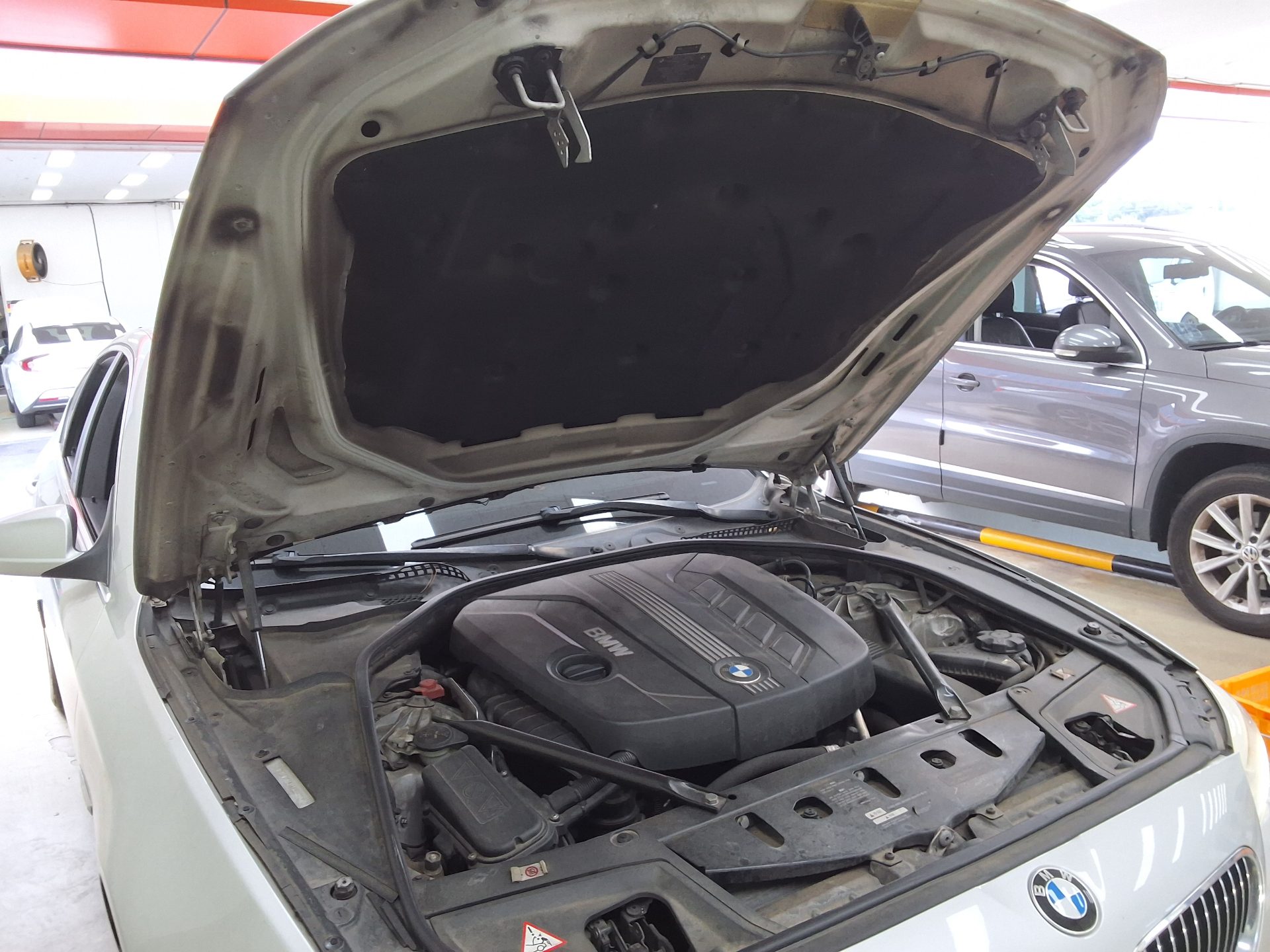 بي إم دبليو 5 Series 2010 520d