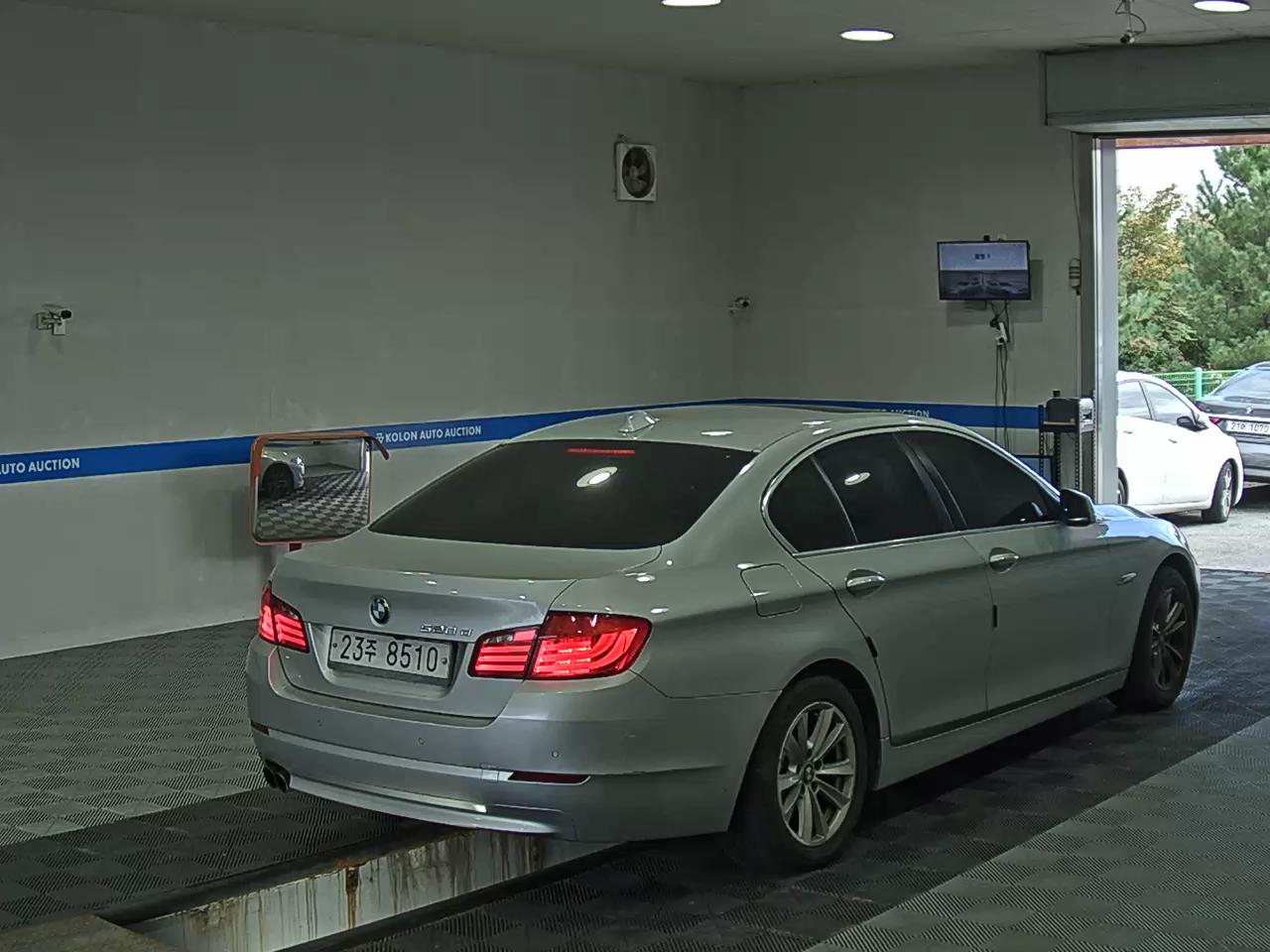 بي إم دبليو 5 Series 2010 520d
