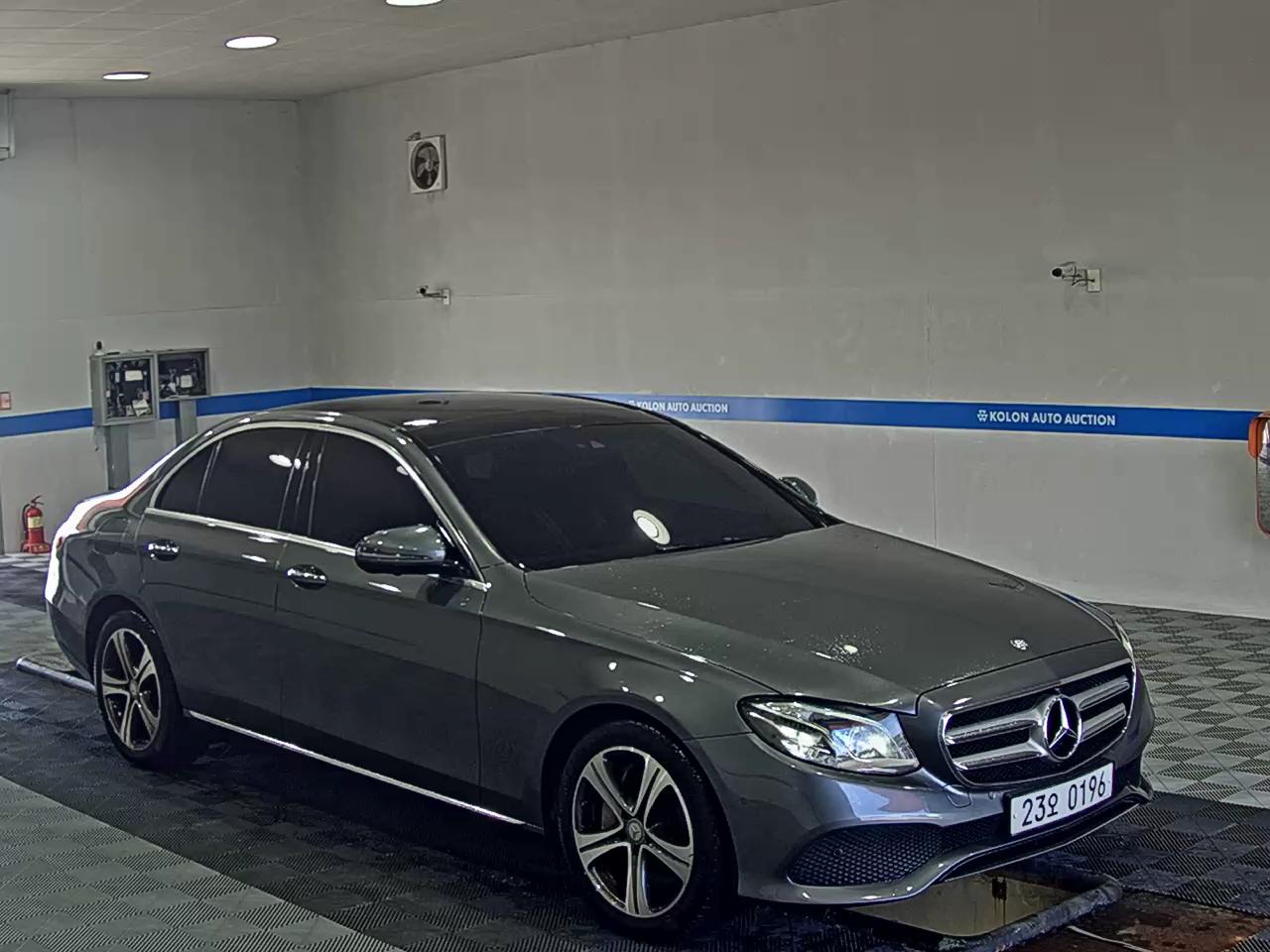 مرسيدس بنز E Class 2017 E300