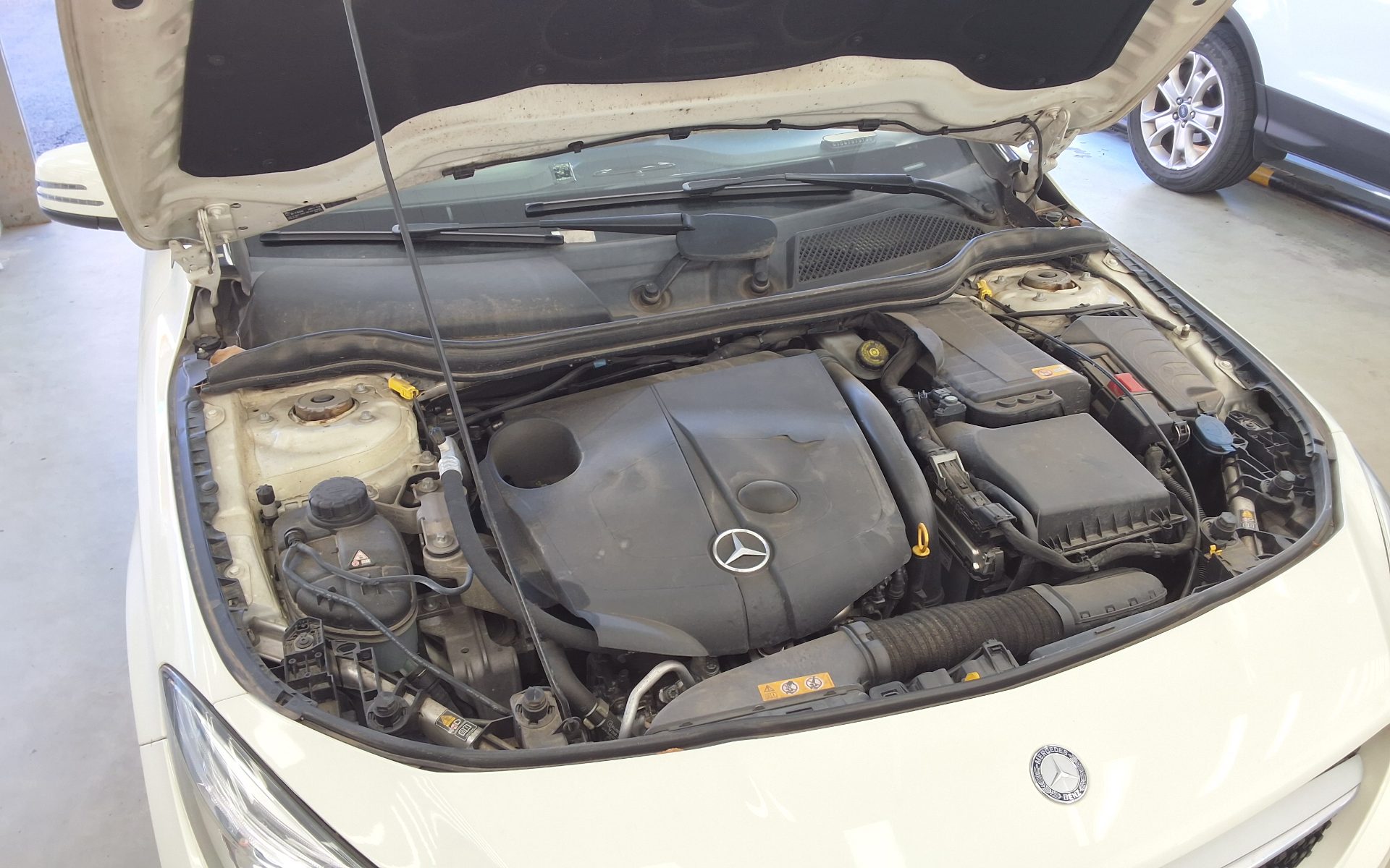 مرسيدس بنز سي إل إيه Class 2014 CLA200