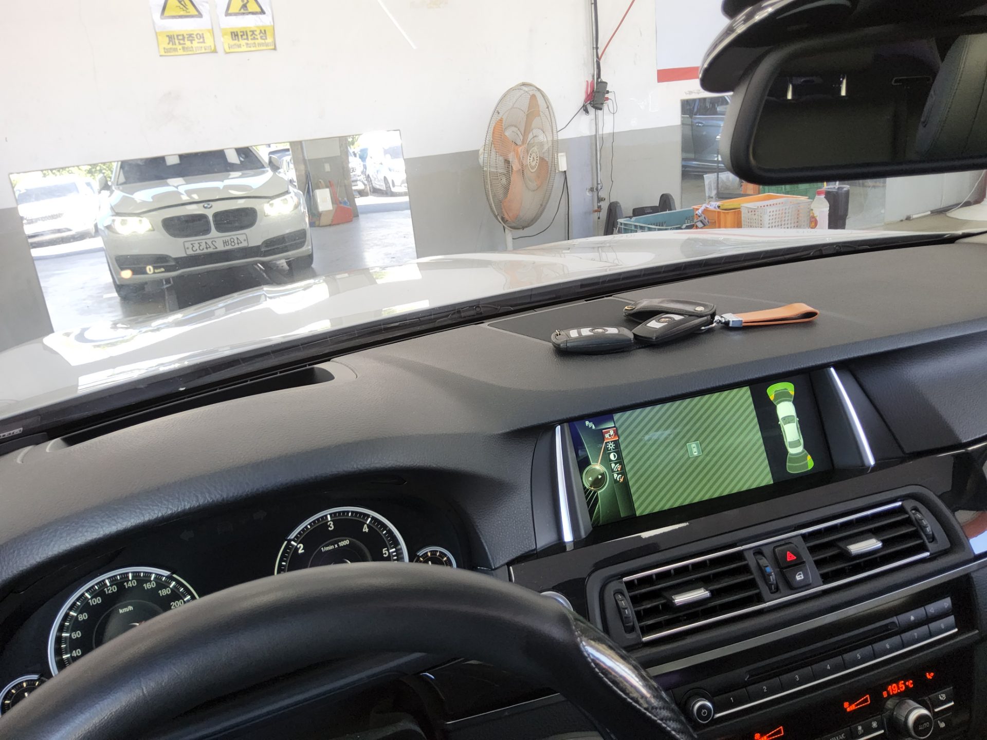 بي إم دبليو 5 Series 2014 520d