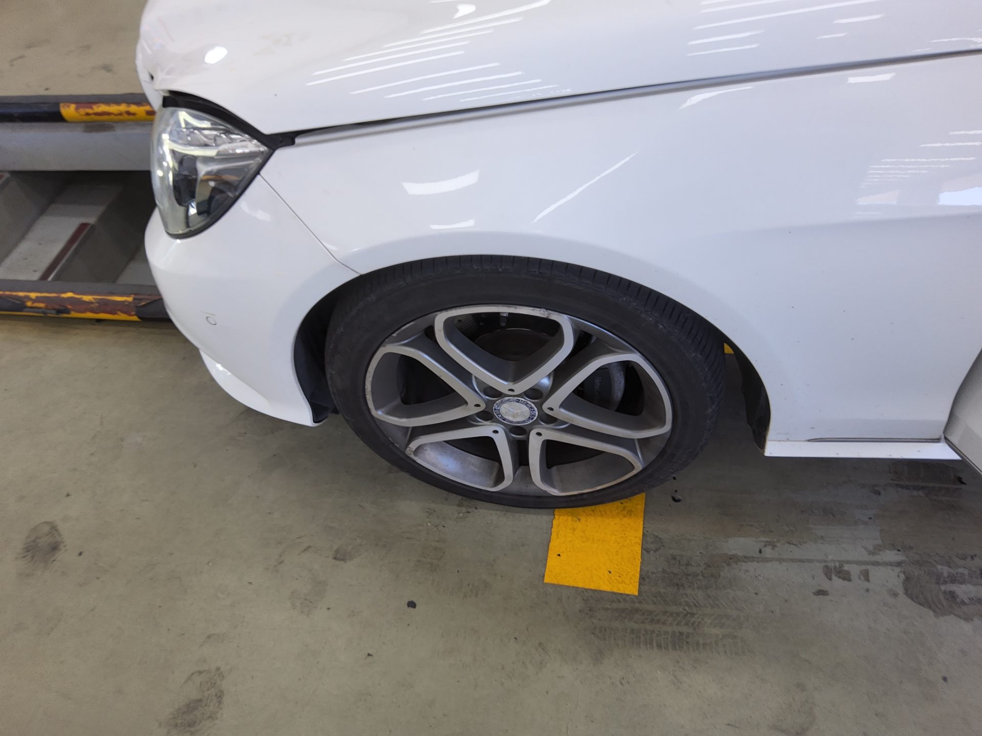 مرسيدس بنز E Class 2015 4MATIC
