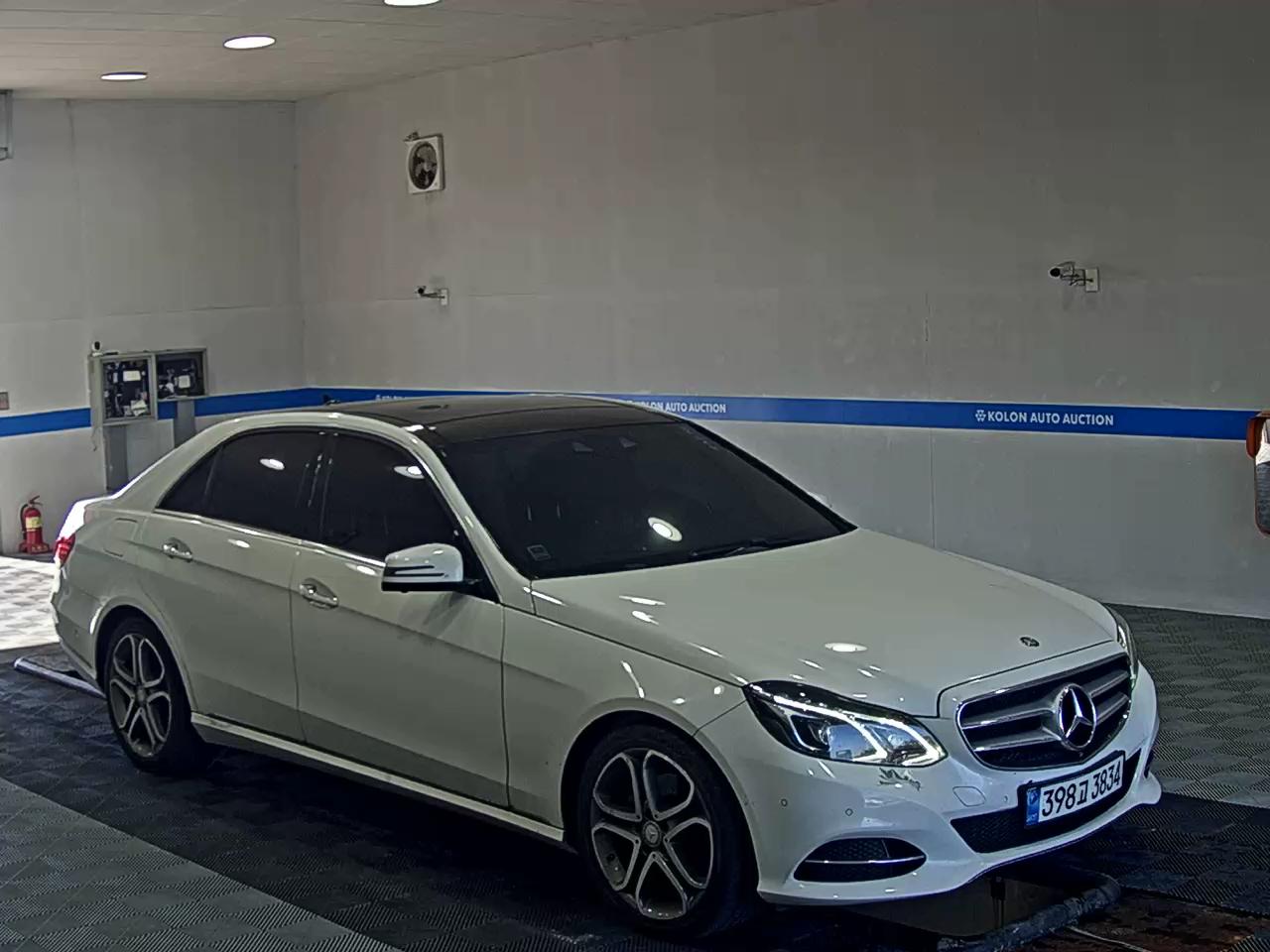 مرسيدس بنز E Class 2015 4MATIC