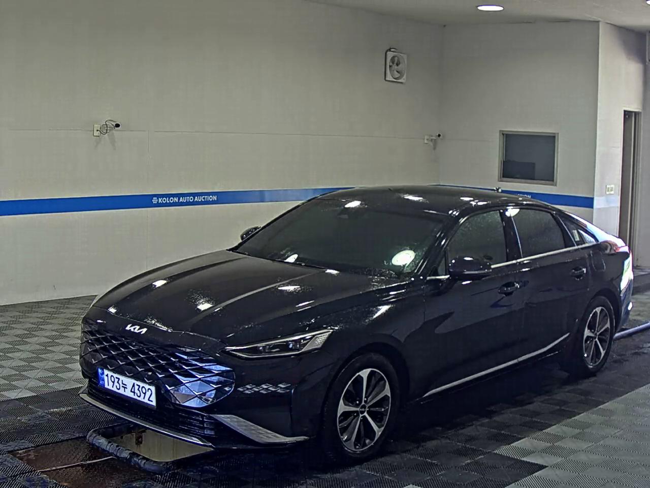 Kia K8