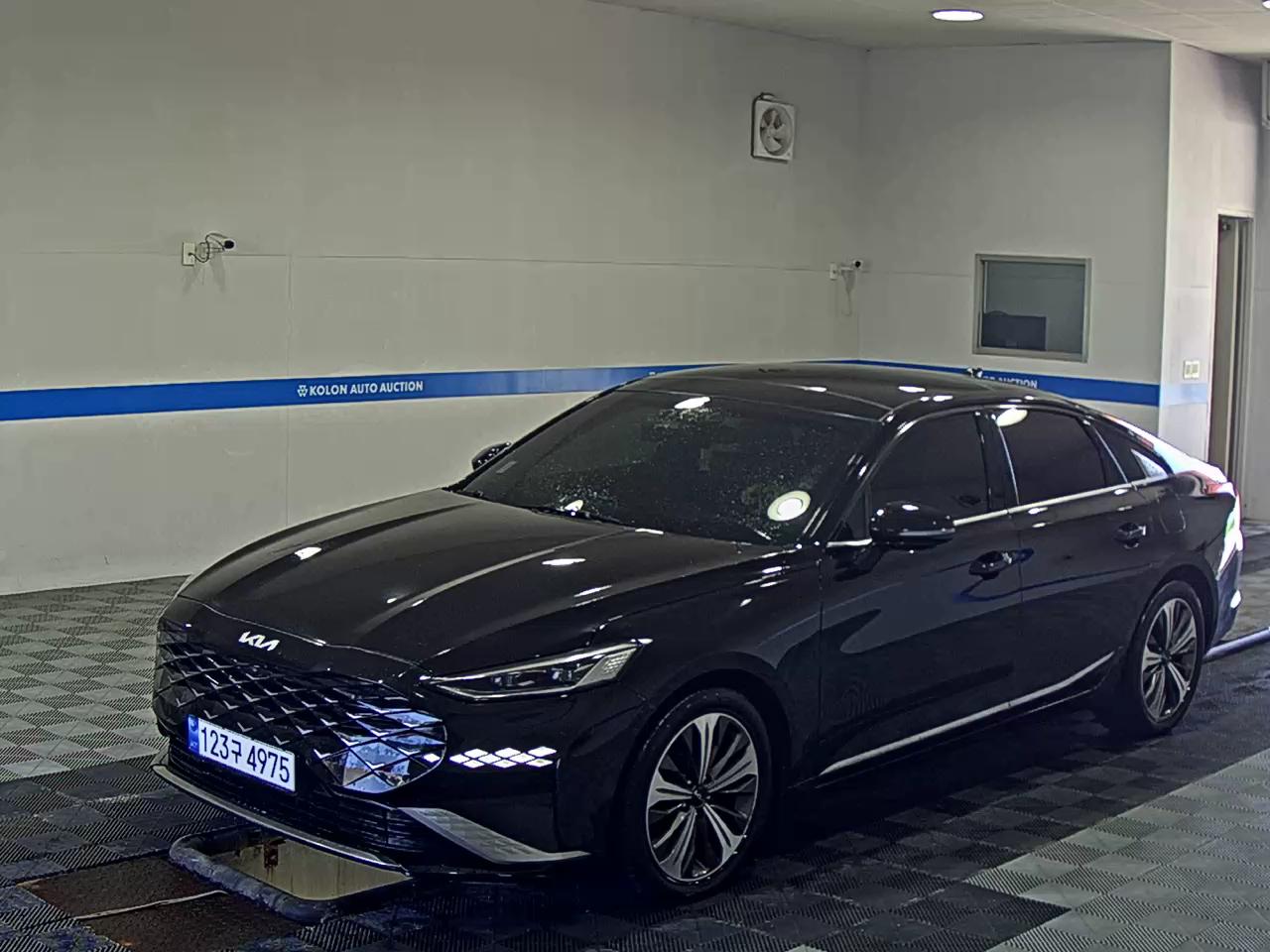 Kia K8