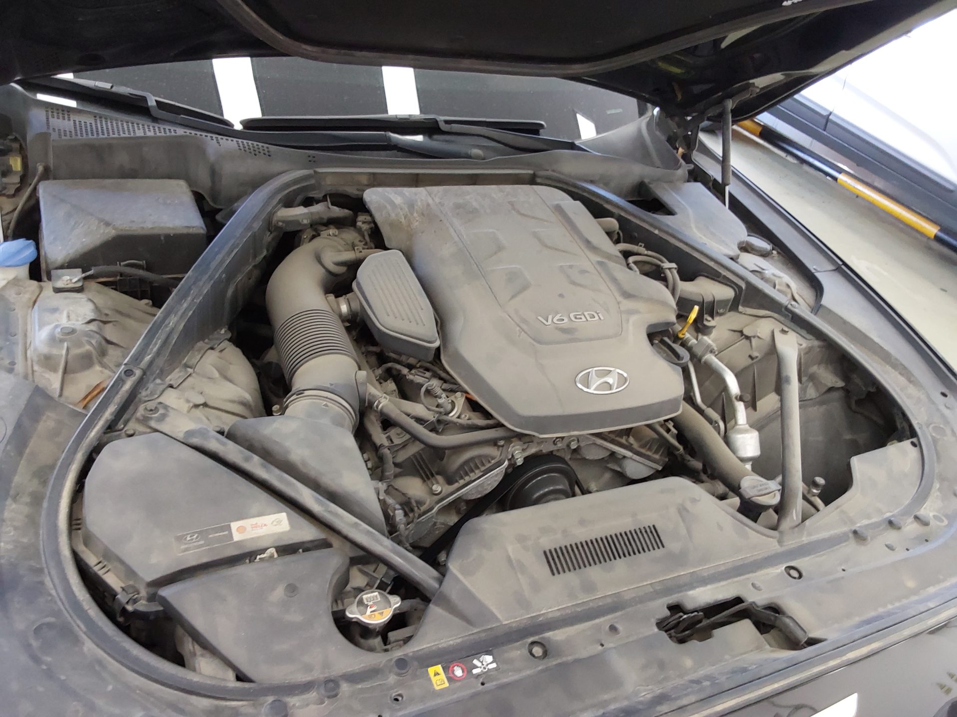 هيونداي جينيسيس Dh G330 مودرن 2016 MODERN