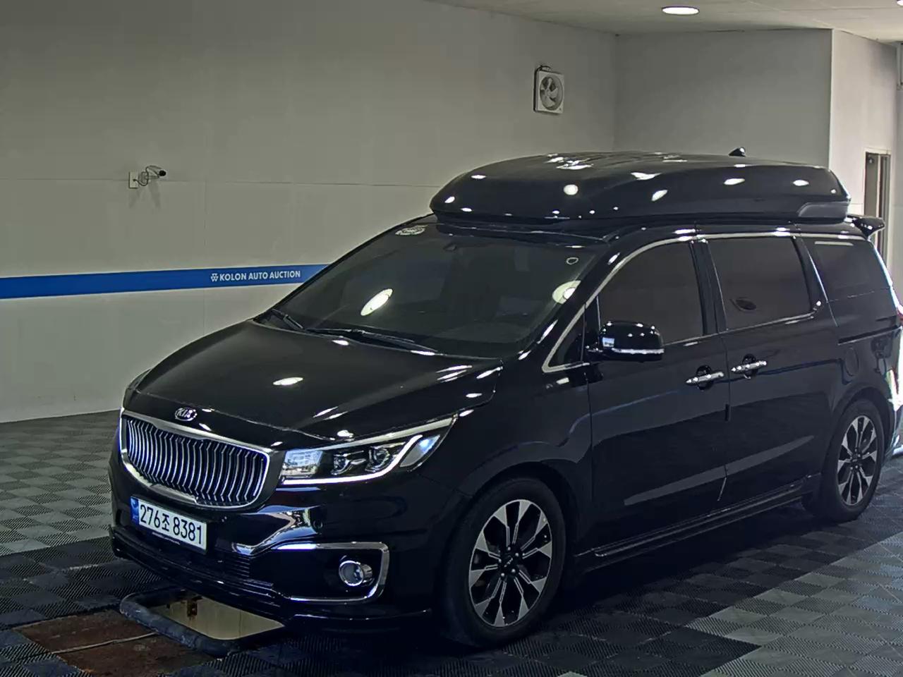 Kia Carnival