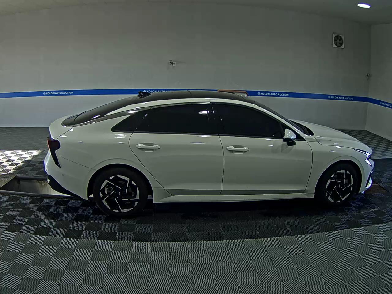 كيا كي 5 2025 NOBLESSE