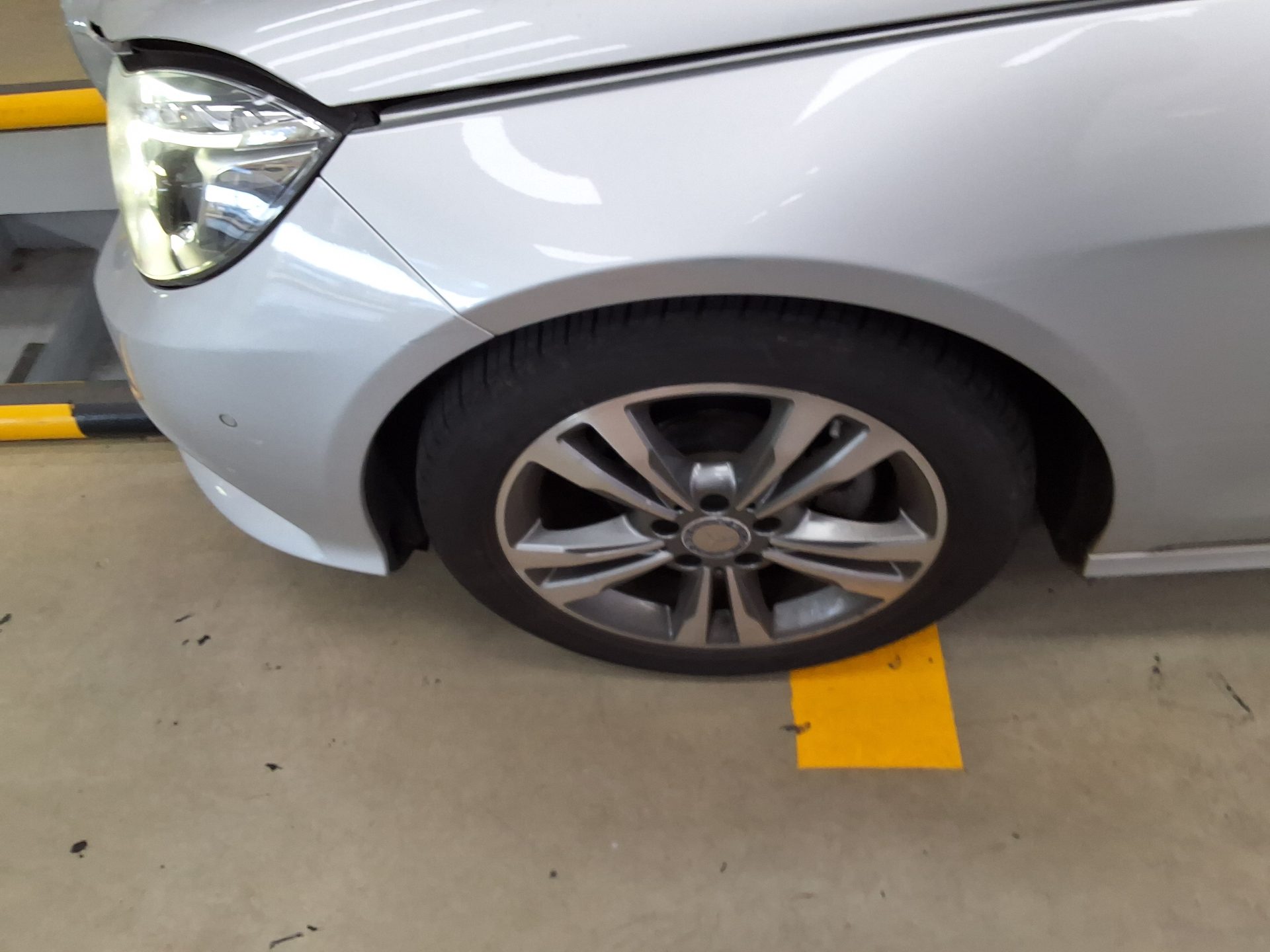 مرسيدس بنز E Class 2015 E220