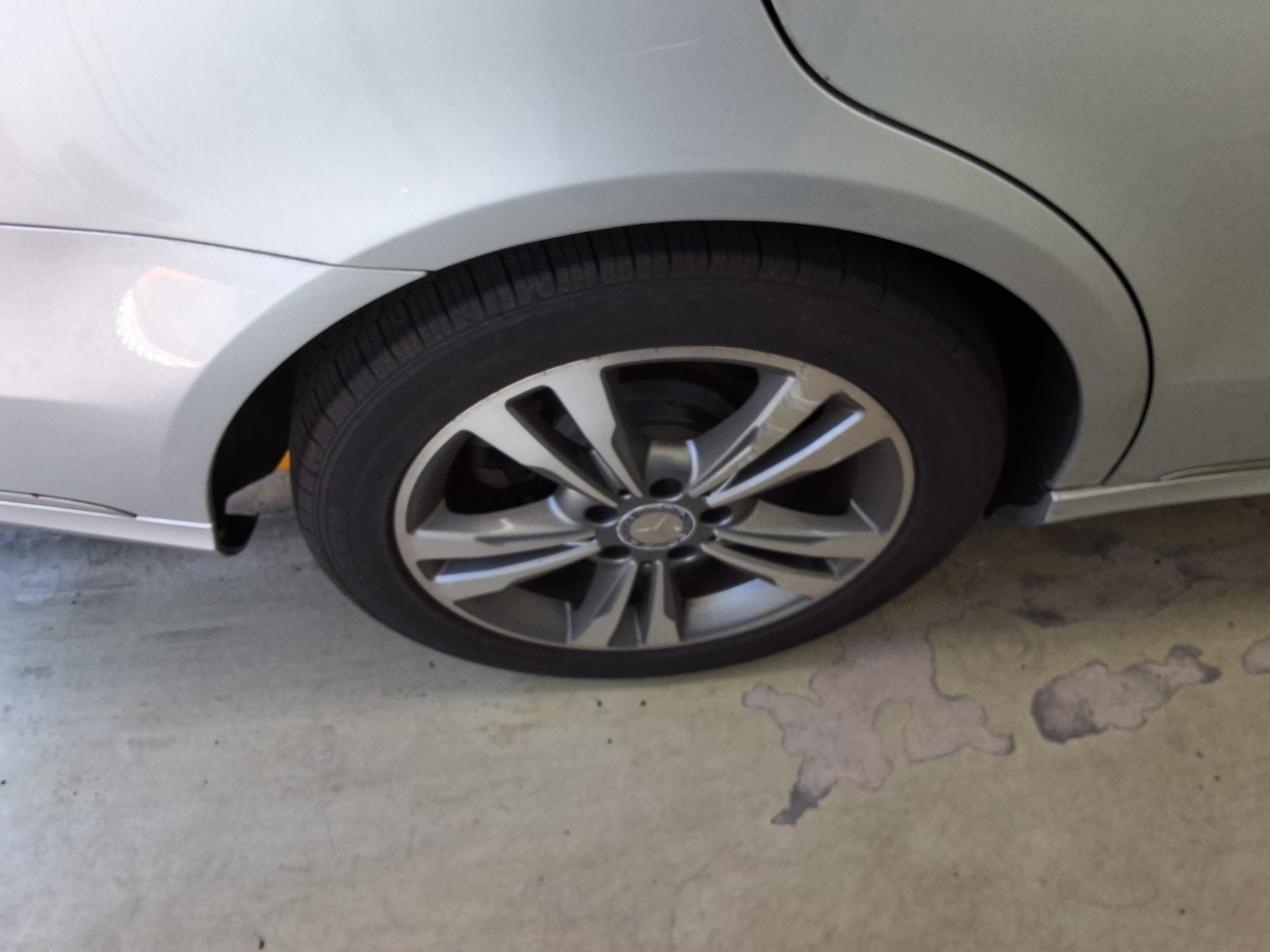 مرسيدس بنز E Class 2015 E220