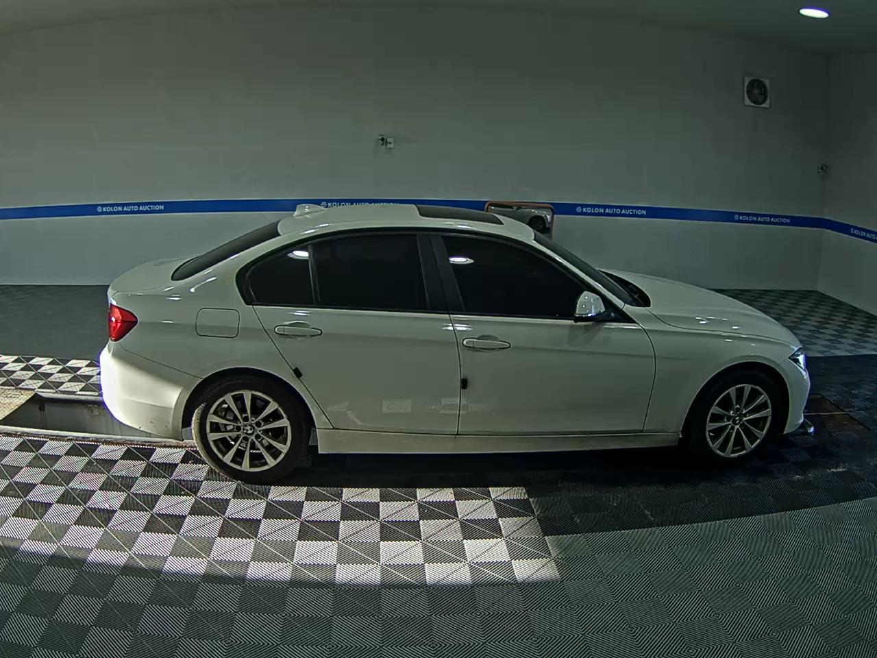 بي إم دبليو 3 Series 2017 320d