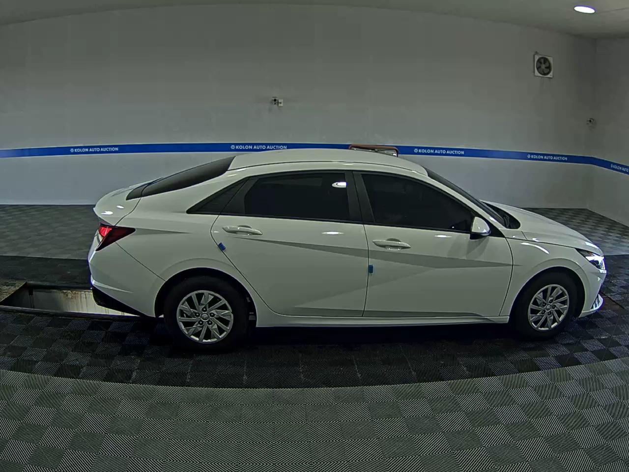 هيونداي أفانتي 2021 SMART