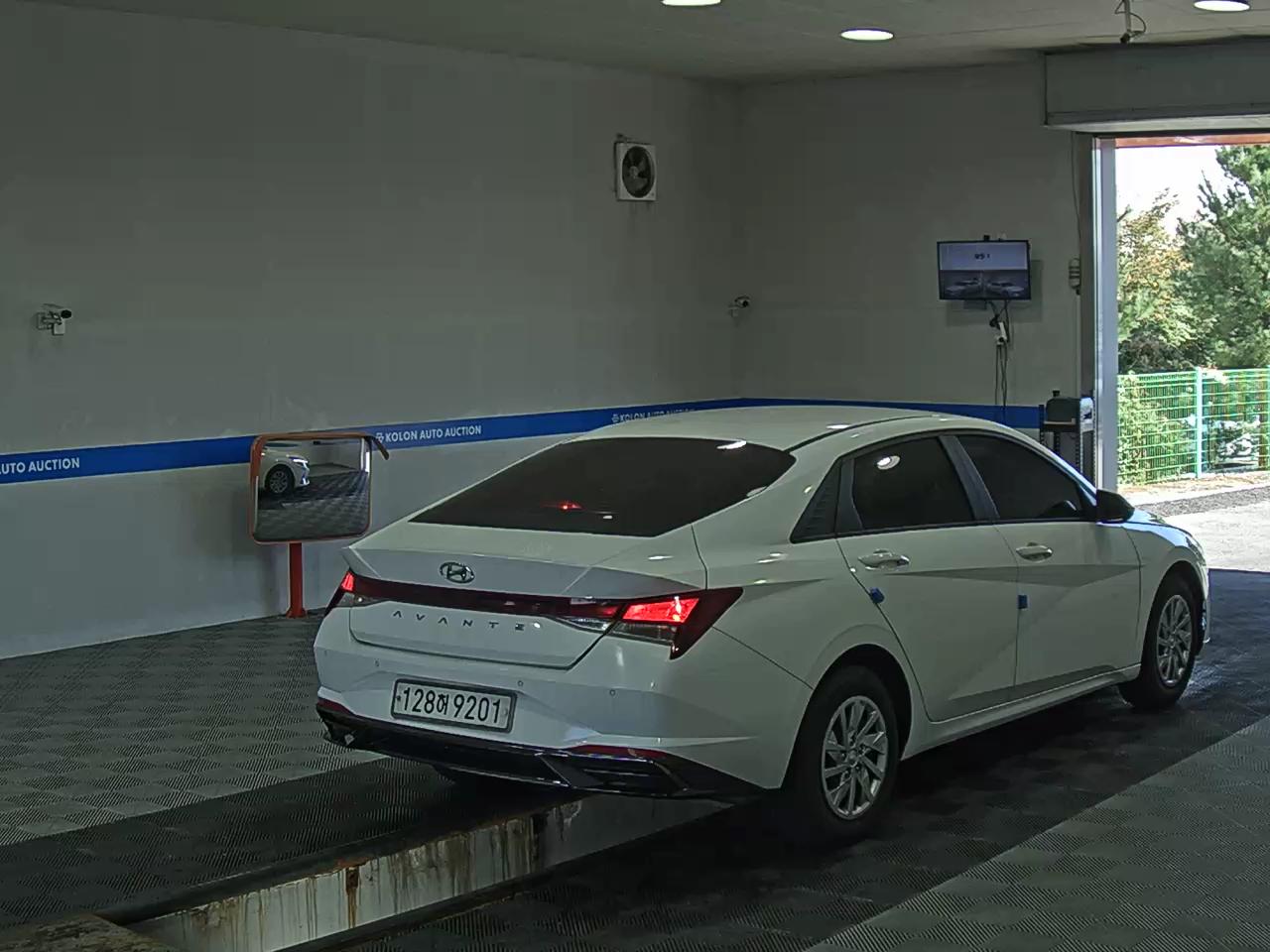 هيونداي أفانتي 2021 SMART