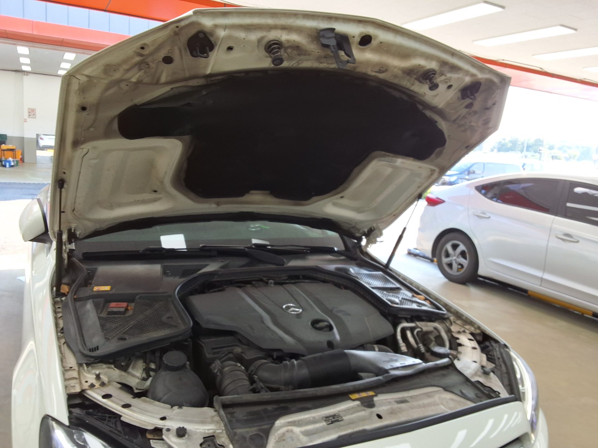 مرسيدس بنز C Class 2015 C220