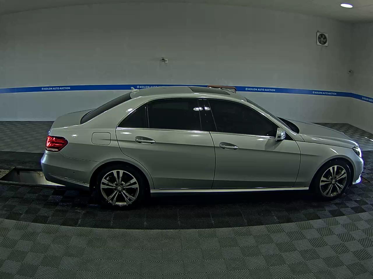 مرسيدس بنز E Class 2014 E220