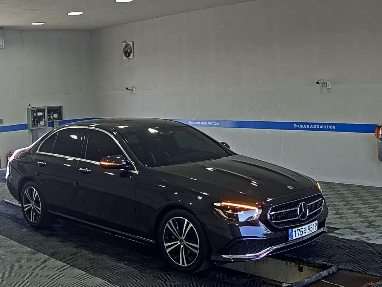 مرسيدس بنز E Class 2021 E250
