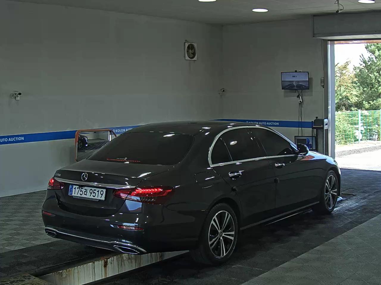 مرسيدس بنز E Class 2021 E250