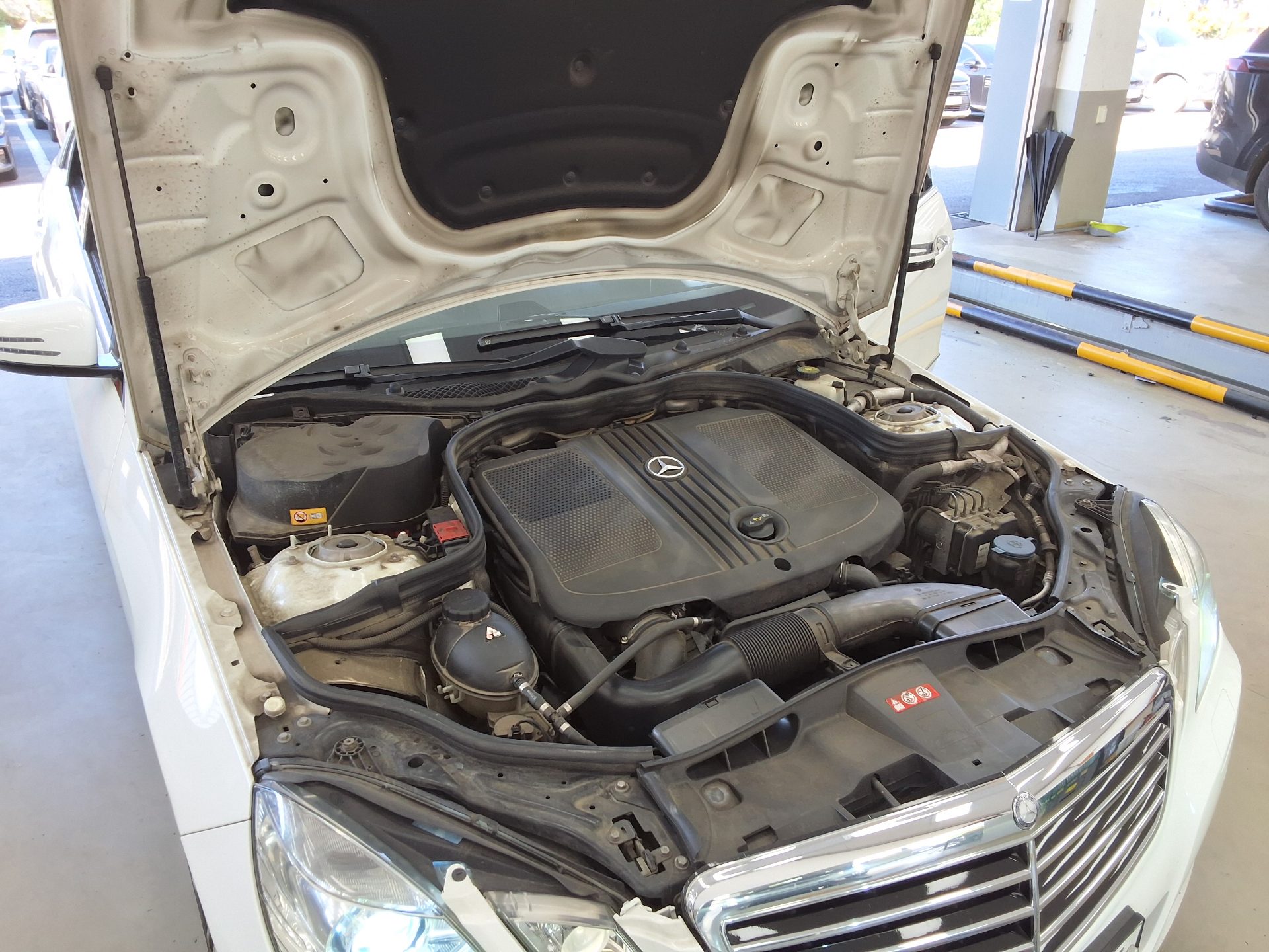 مرسيدس بنز E Class 2013 E220