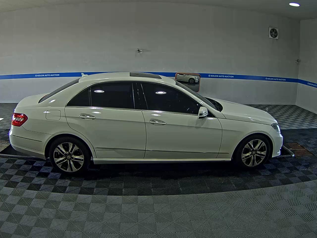 مرسيدس بنز E Class 2013 E220