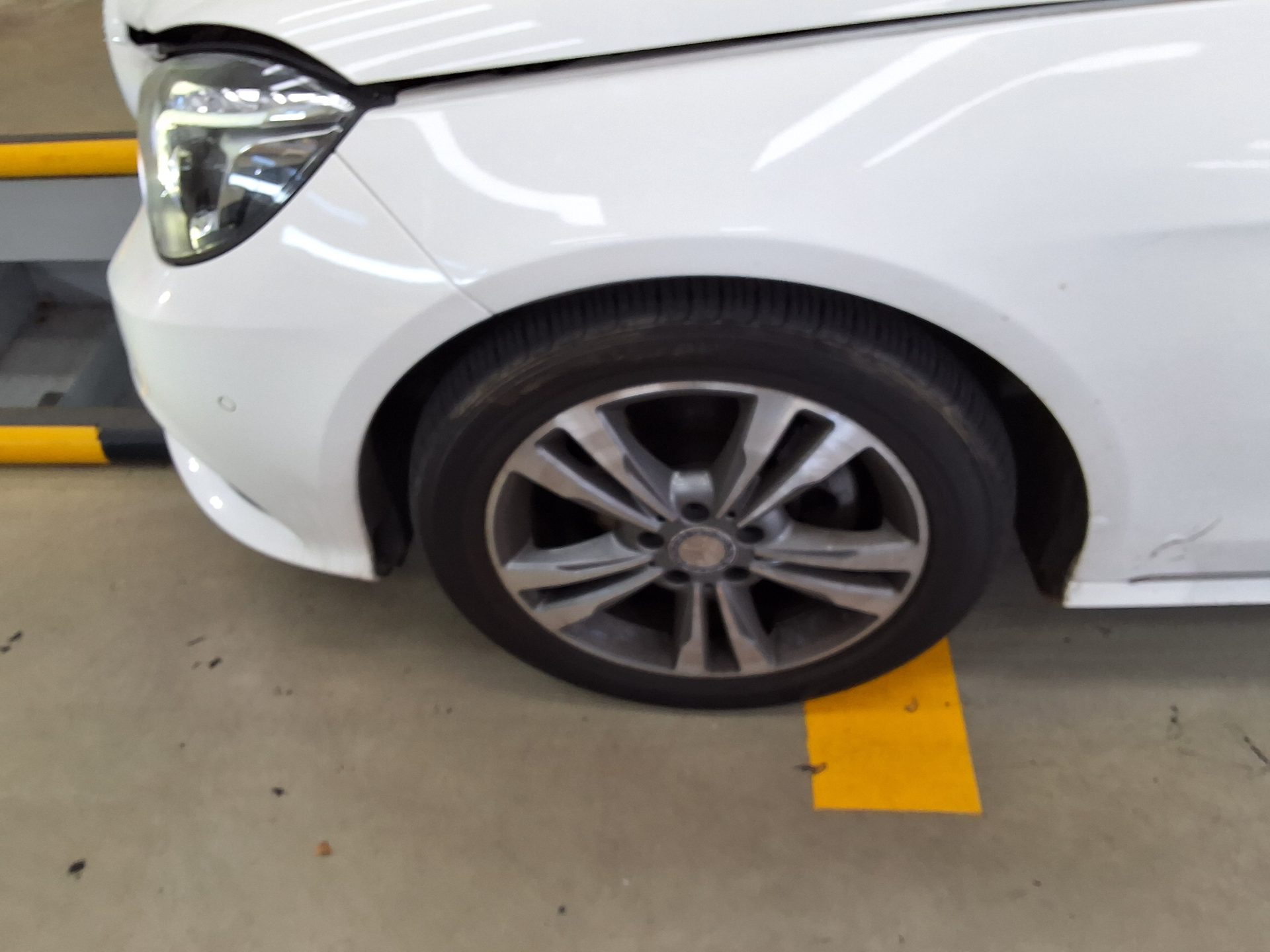 مرسيدس بنز E Class 2014 E220