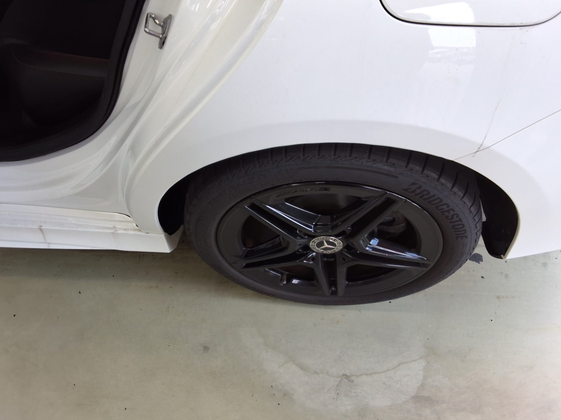 مرسيدس بنز سي إل إيه Class 2021 4MATIC
