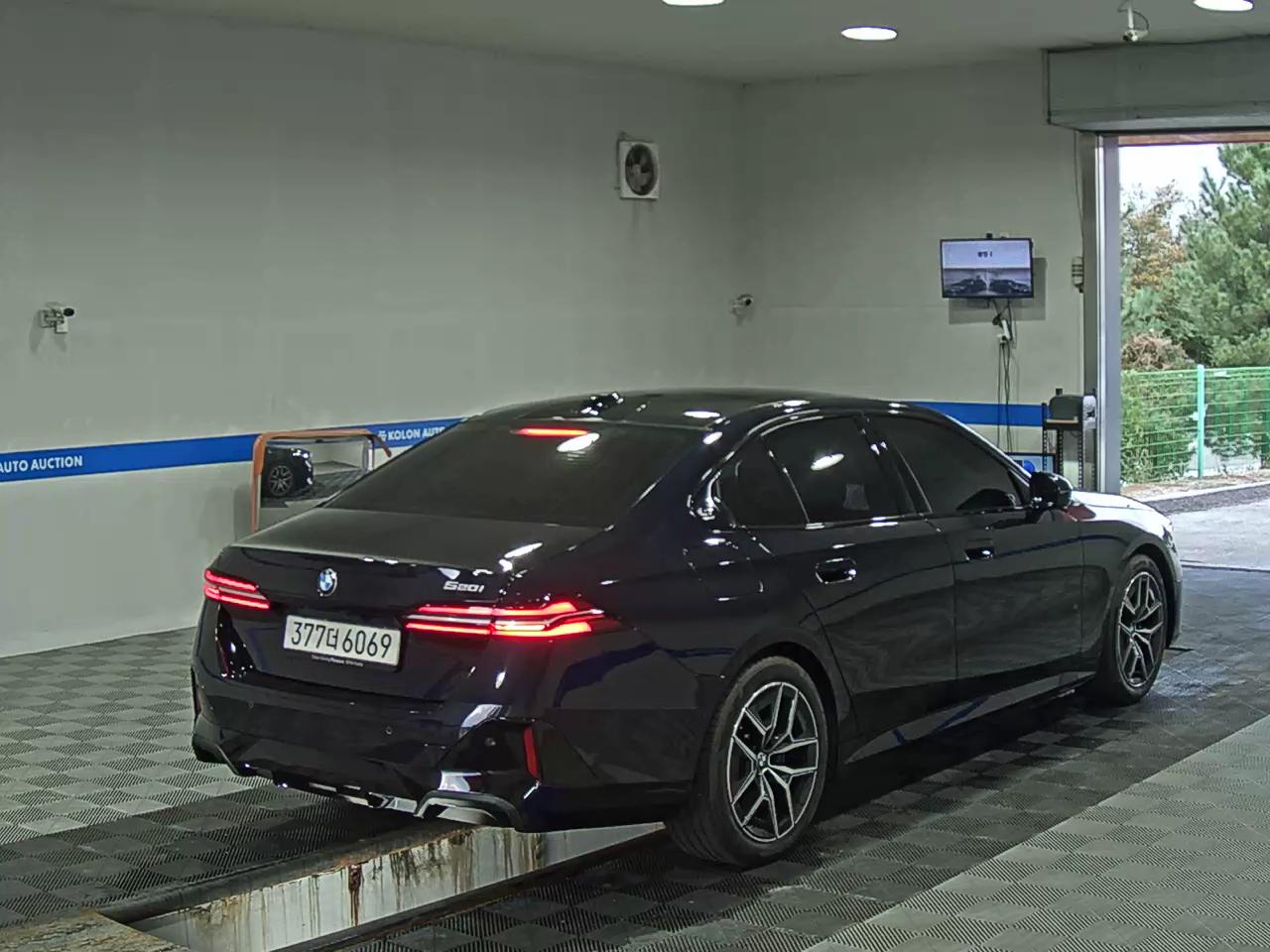 بي إم دبليو 5 Series 2026 SPORT