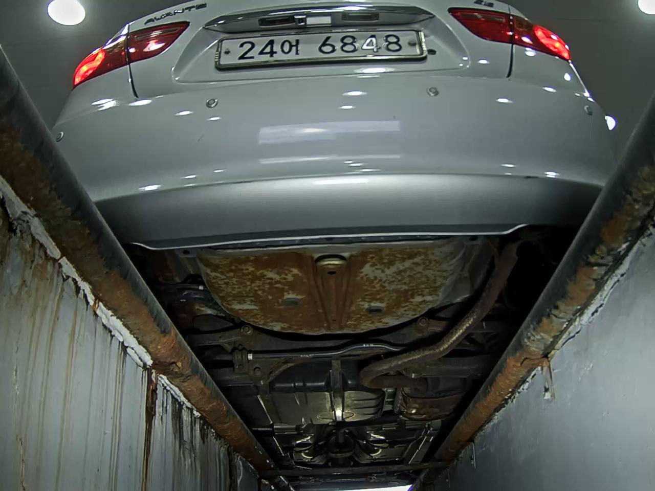 هيونداي أفانتي 2010 فاخر