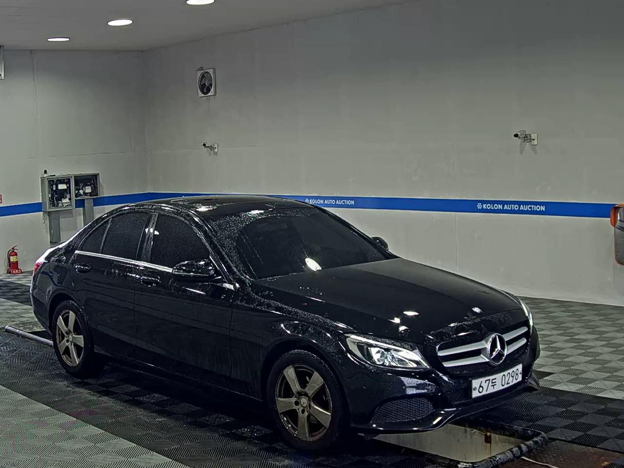 مرسيدس بنز C Class 2017 C200