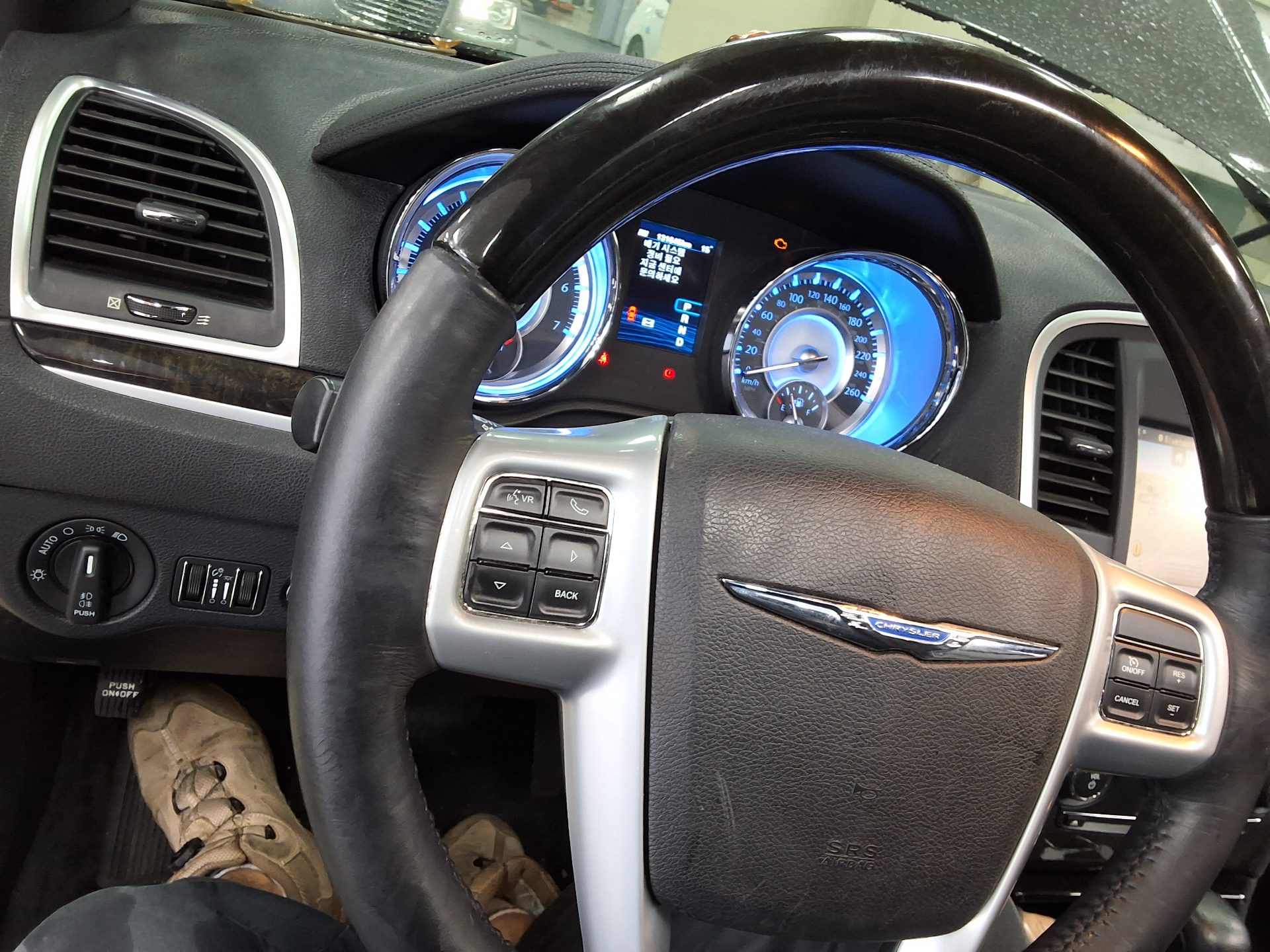 كرايسلر 300C 2014